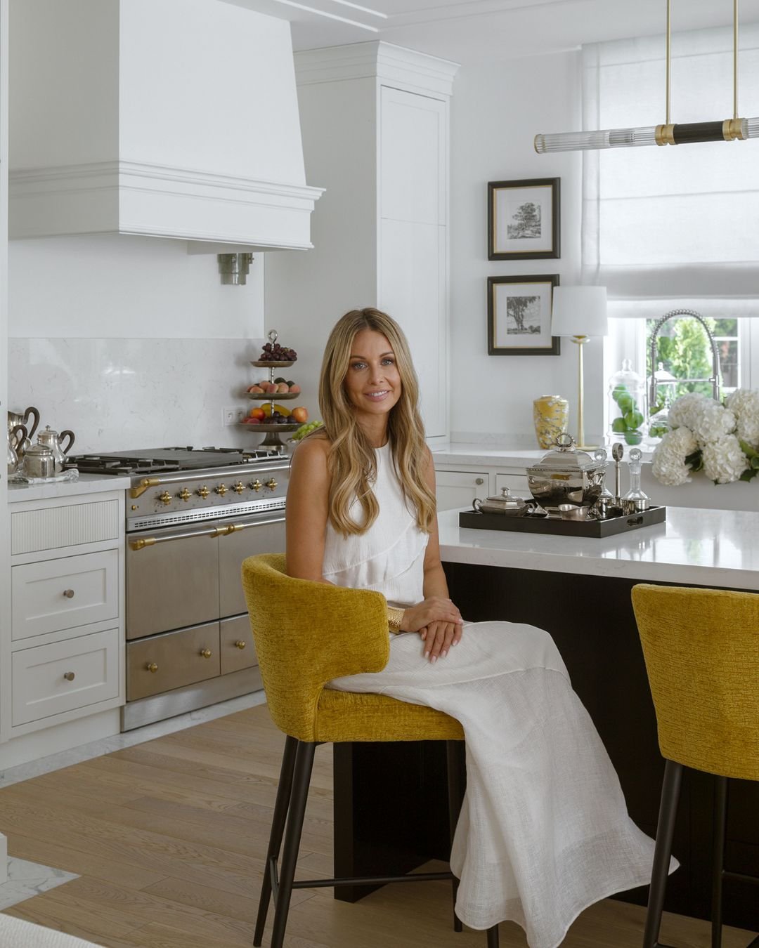 Kuchnia zaprojektowana z myślą o codziennym komforcie, wygodzie i realnych potrzebach domownik&oacute;w. 

W tej realizacji funkcjonalność była absolutnym priorytetem &ndash; ergonomiczny układ, duża wyspa robocza i czytelny podział stref sprawiają, 