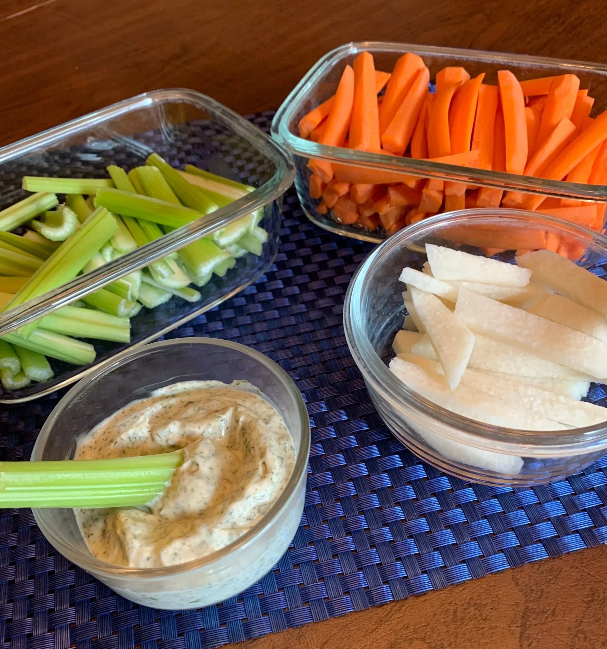 Delicious Dairy-Free Ranch Dip…Ready in 5 Minutes!