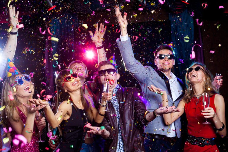 Party-on-the-Dance-Floor-1-768x512.jpg