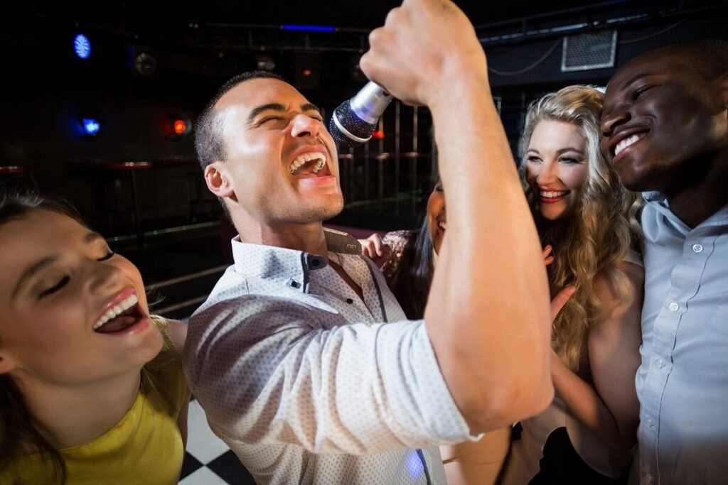 Karaoke-Singer-Man-1024x683.jpg