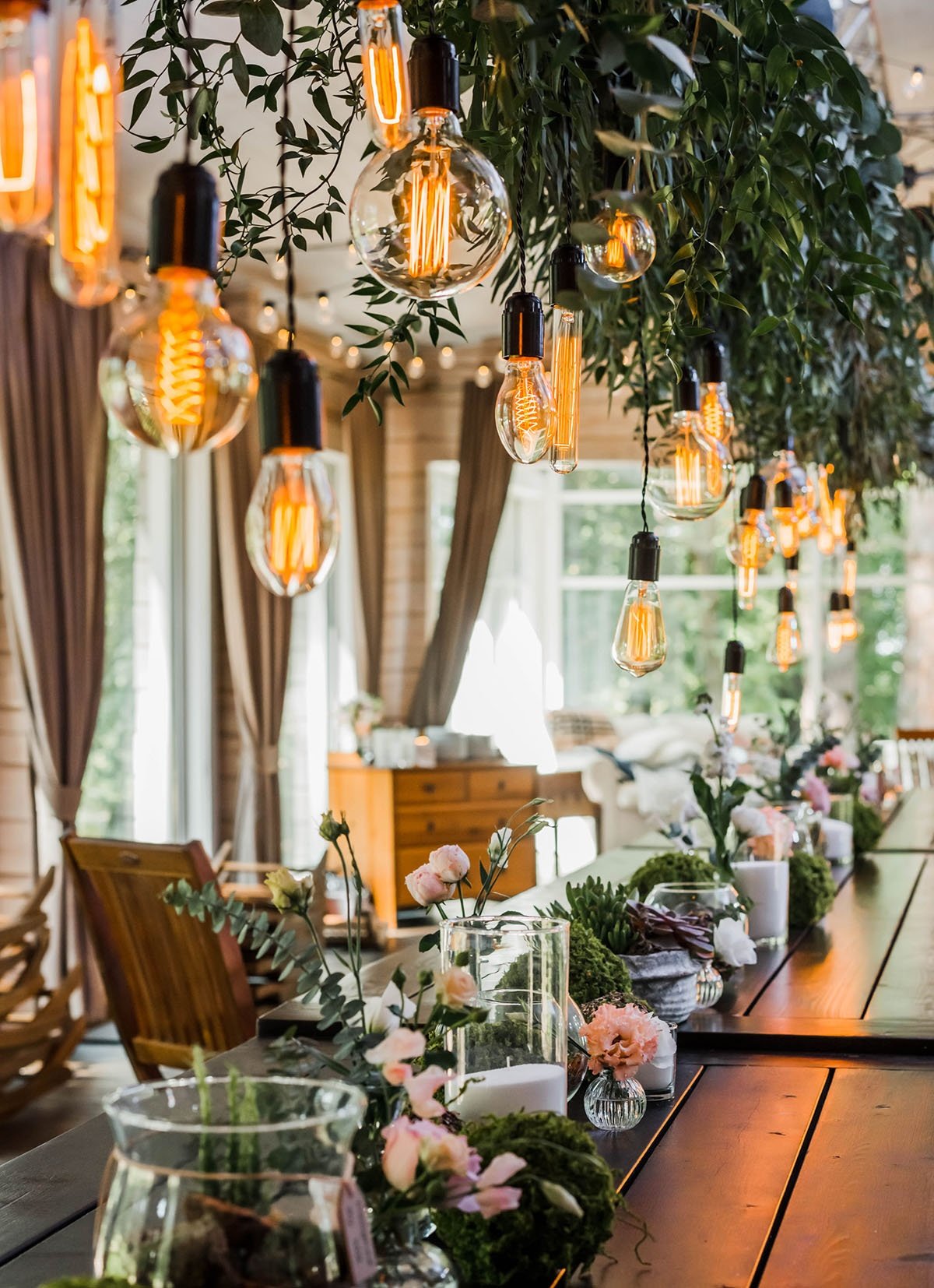 vintage-edison-bulb-wedding-lights.jpg
