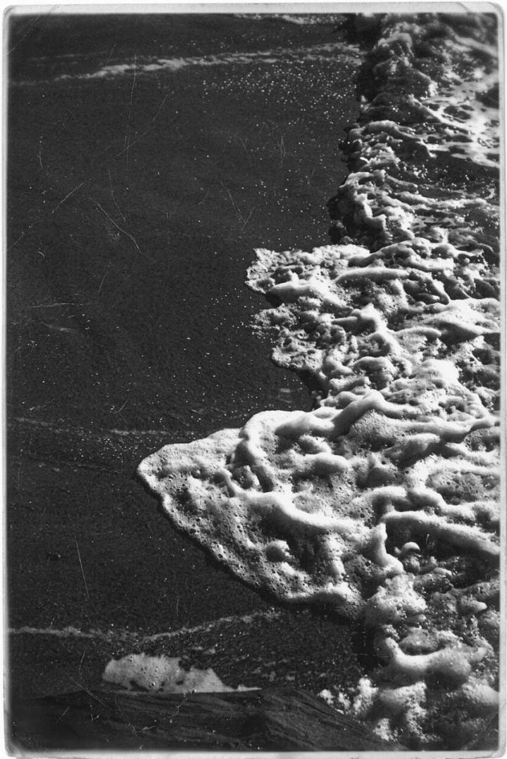 Pfieffer-beach-edge-of-water