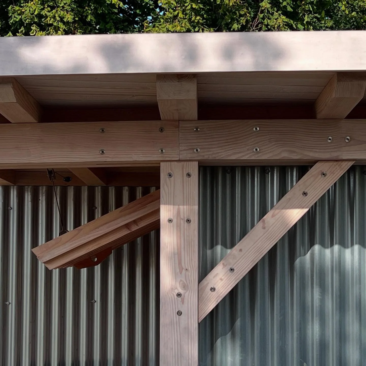 MU Workshop ( @muworkshop.uk ) is a bespoke timber design &amp; fabrication company working in a wide range of scales and techniques. Timber buildings, outdoor living spaces, furniture &amp; interiors. We design up in 3D and offer architectural servi
