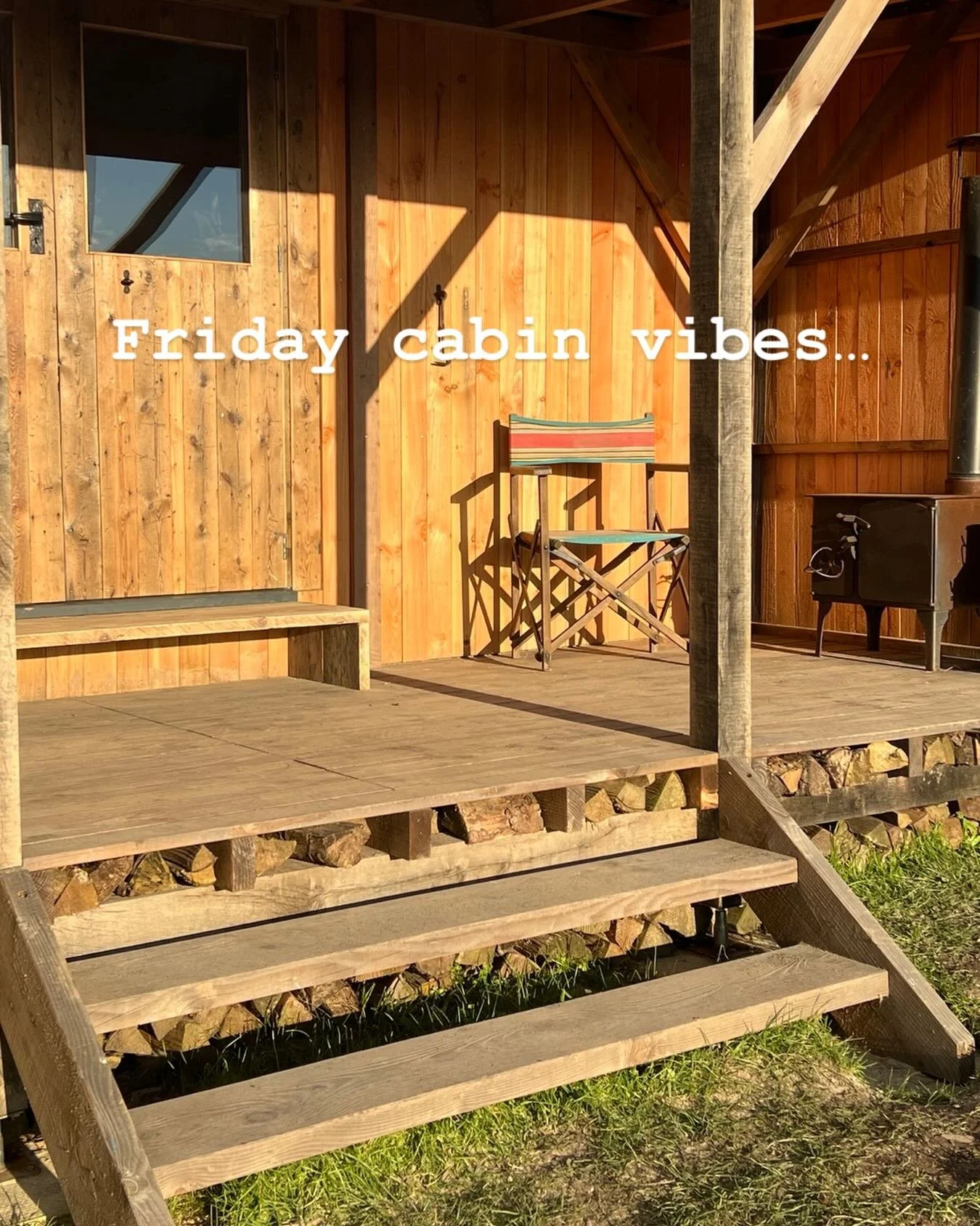 Thinking back to February when we finished creating this gorgeous cabin verandah - a West facing outdoor room on the Bigbury coast. Such a beautiful spot to stop a while and enjoy some late winter sun 😍 

#cabinvibes
#devonliving
#offgridlife 
#vera