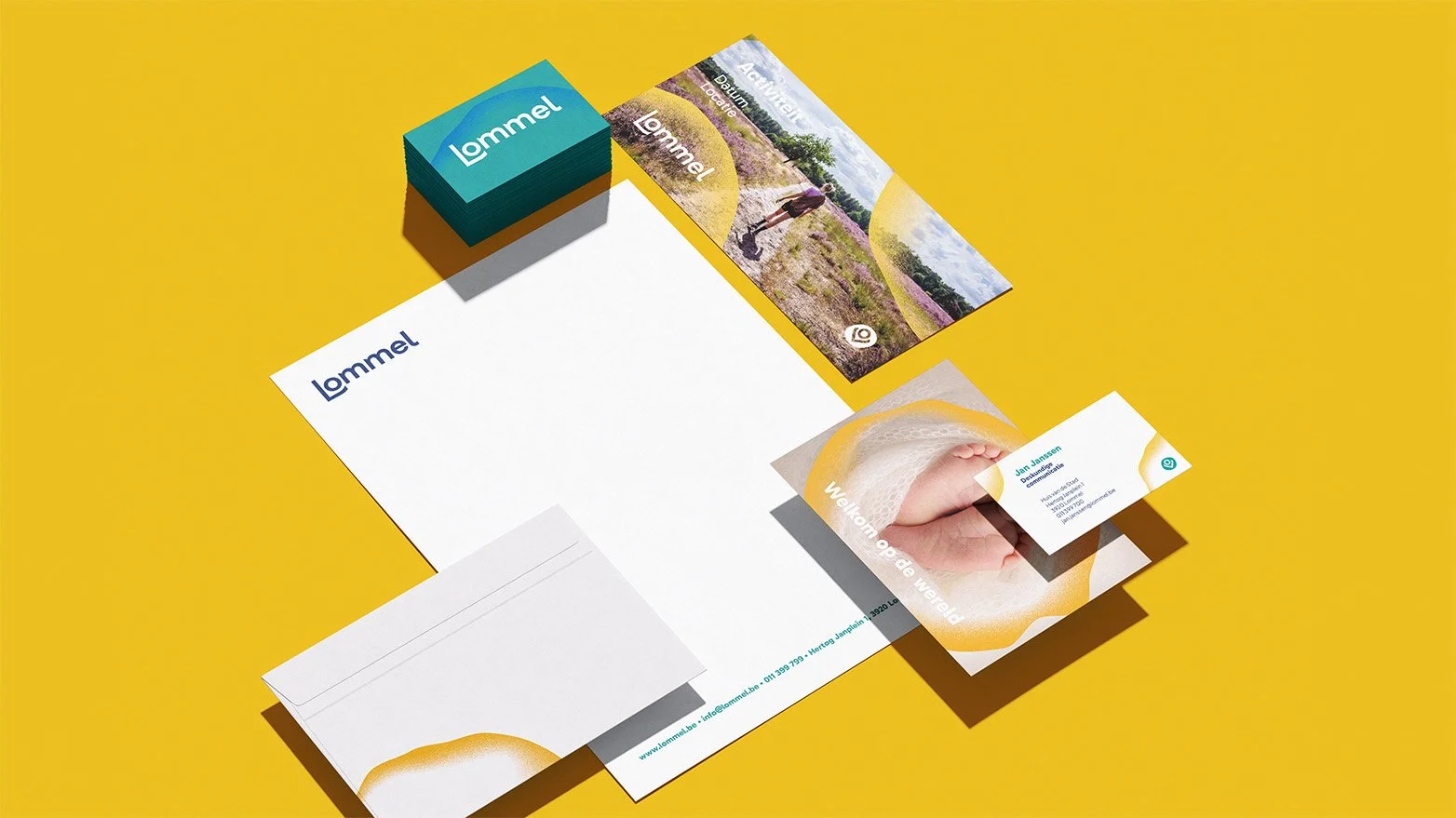 Stationery_Mockup_4.jpg