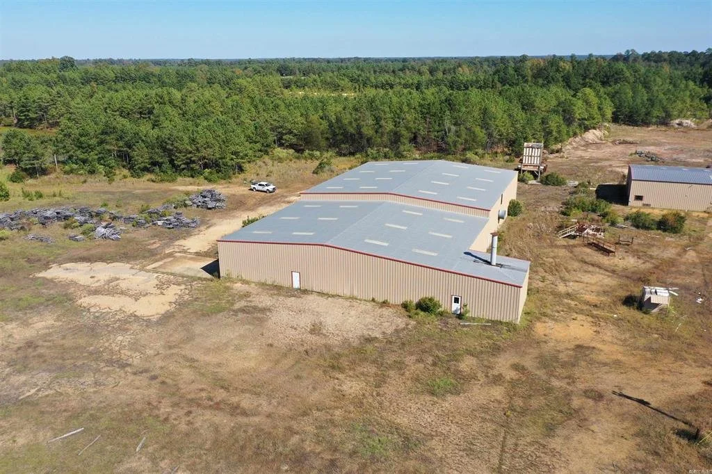 Building To Be Moved - Online Auction