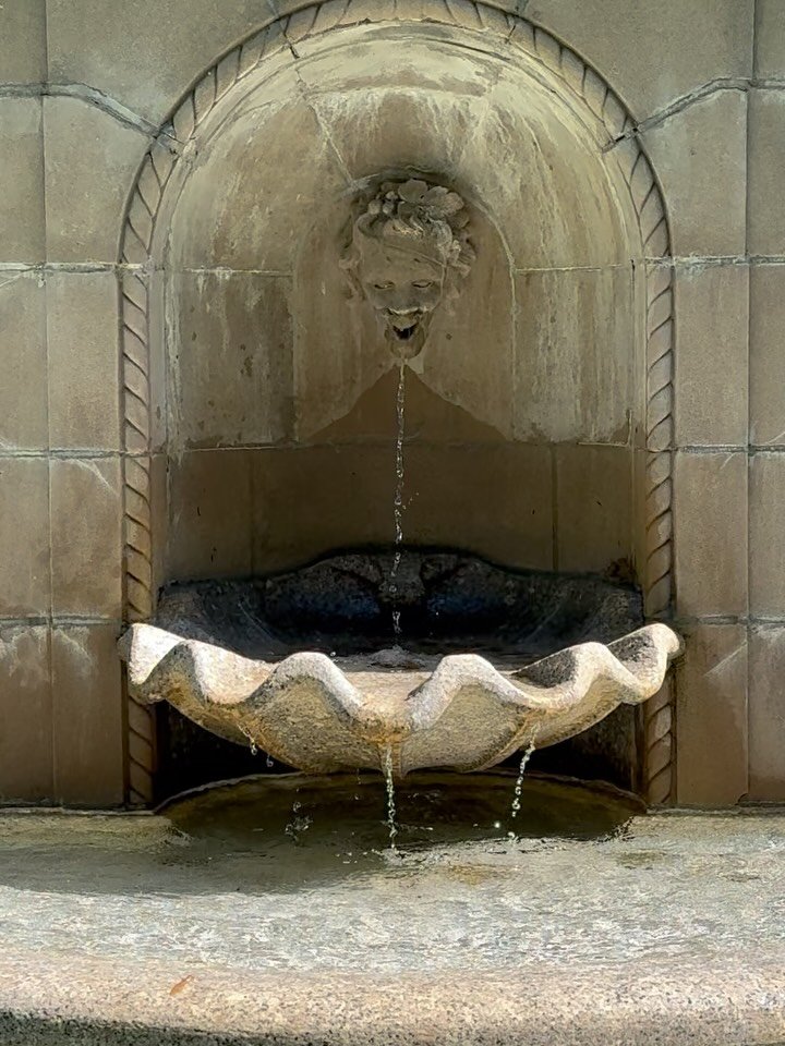 A classic turn of the home in Brookine. This fountain restoration over the years has been great fun and challenging.  This year we resurfaced the bottom and added new tile to the waterline. Love the original charm and character of this fountain featu