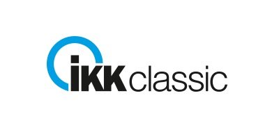 Das IKK classic Logo mit blauer Kreiskontur und schwarzer Schrift auf weißem Hintergrund.