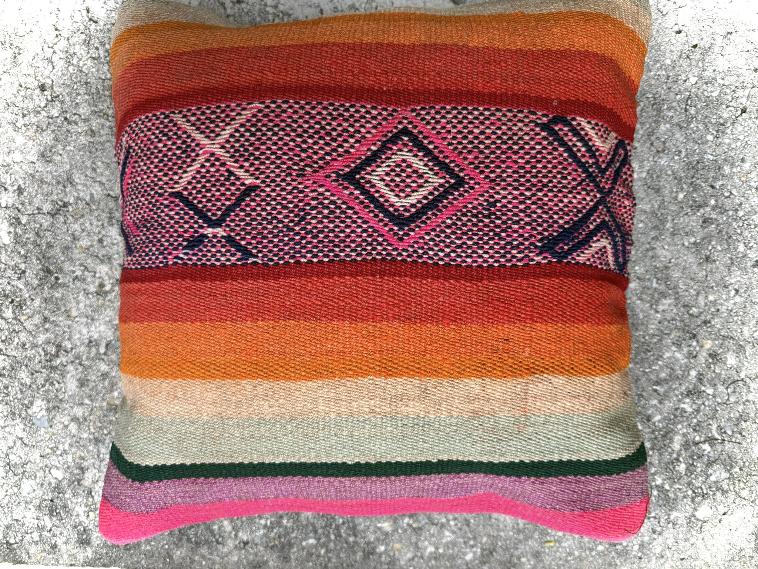 Paru Paru Handwoven Wool Pillow Cover – Sacred Textile