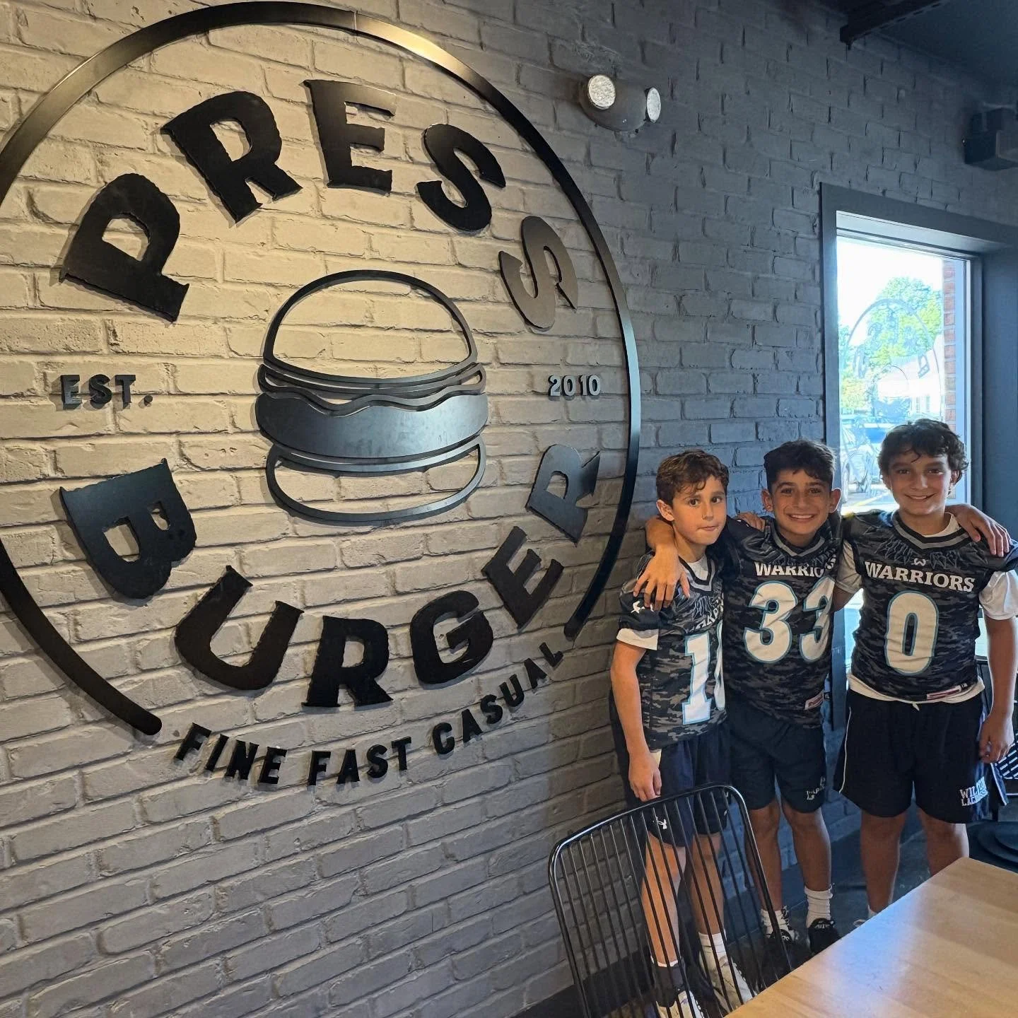 Press Burger x Wilton Warriors Football 🏈

#wiltonct #wiltonwarriors #finefastcasual #thepressburger #fairfieldcounty