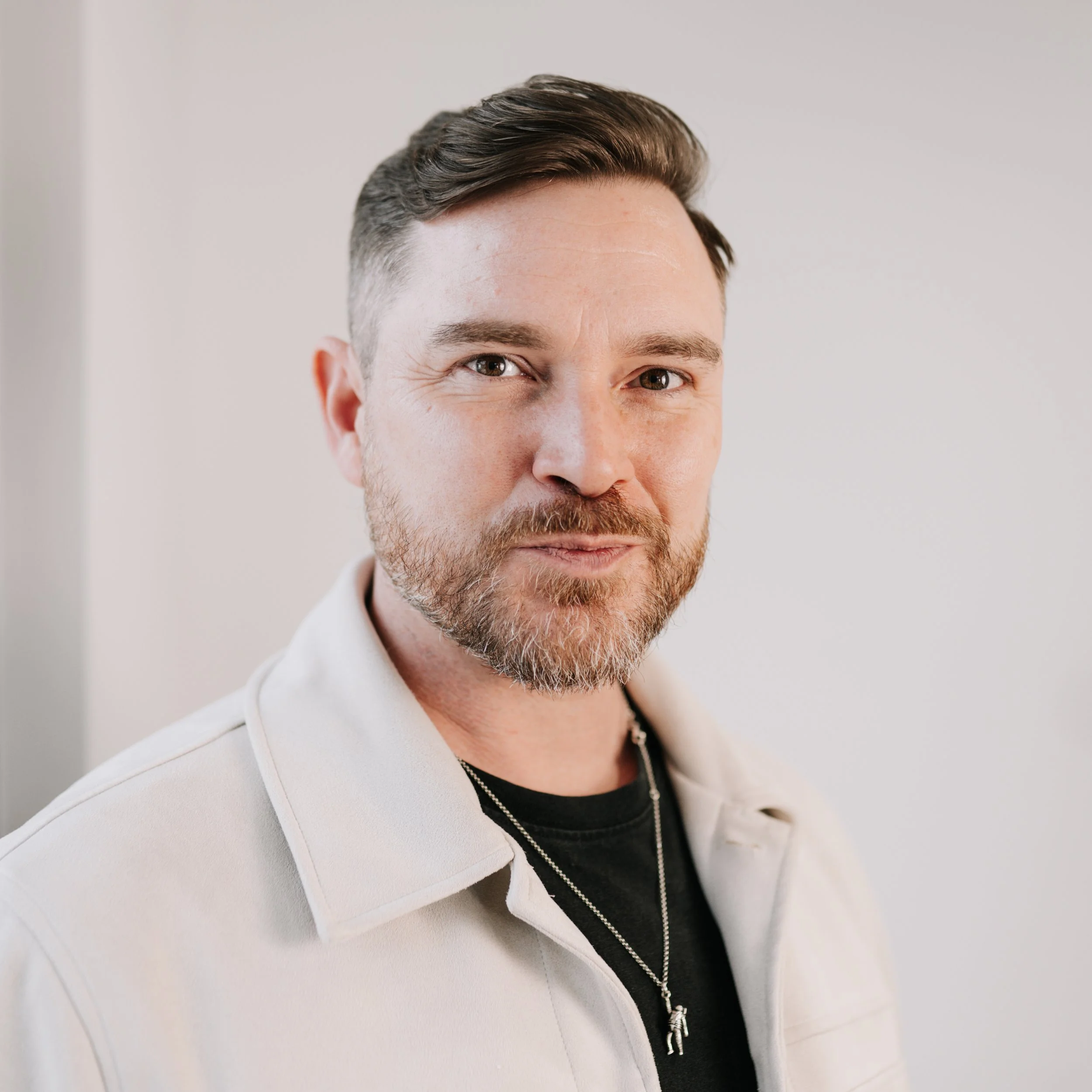 Portrait2.jpg
