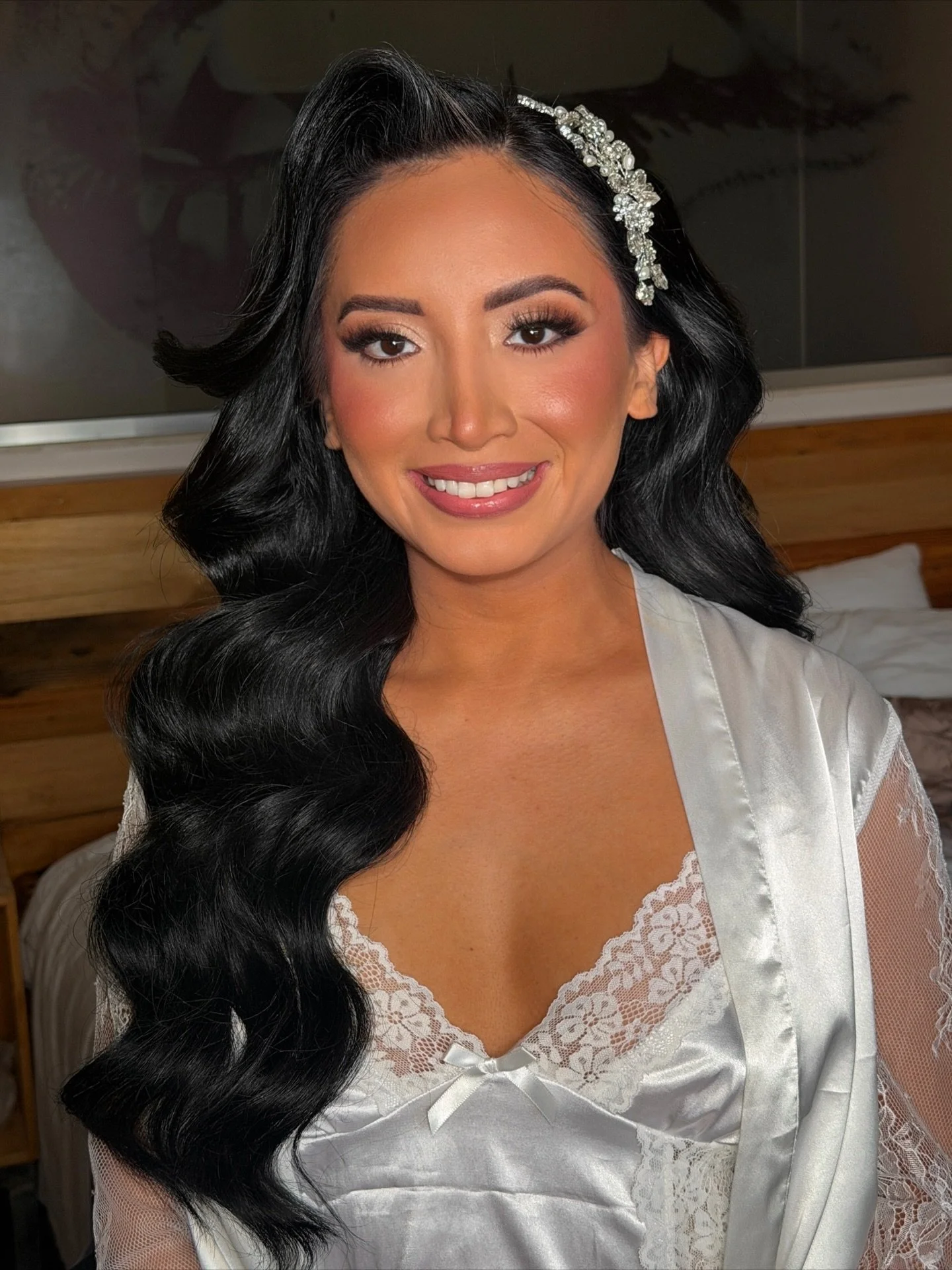 ✨ 🤍Enhancing your natural beauty, one appointment at a time

Book your glam, skincare, or brow services with Beauty By Kylie D
Appointments available on our website or by emailing Beautybykylied@gmail.com.
#beautybykylied #njmakeupartist #makeuparti