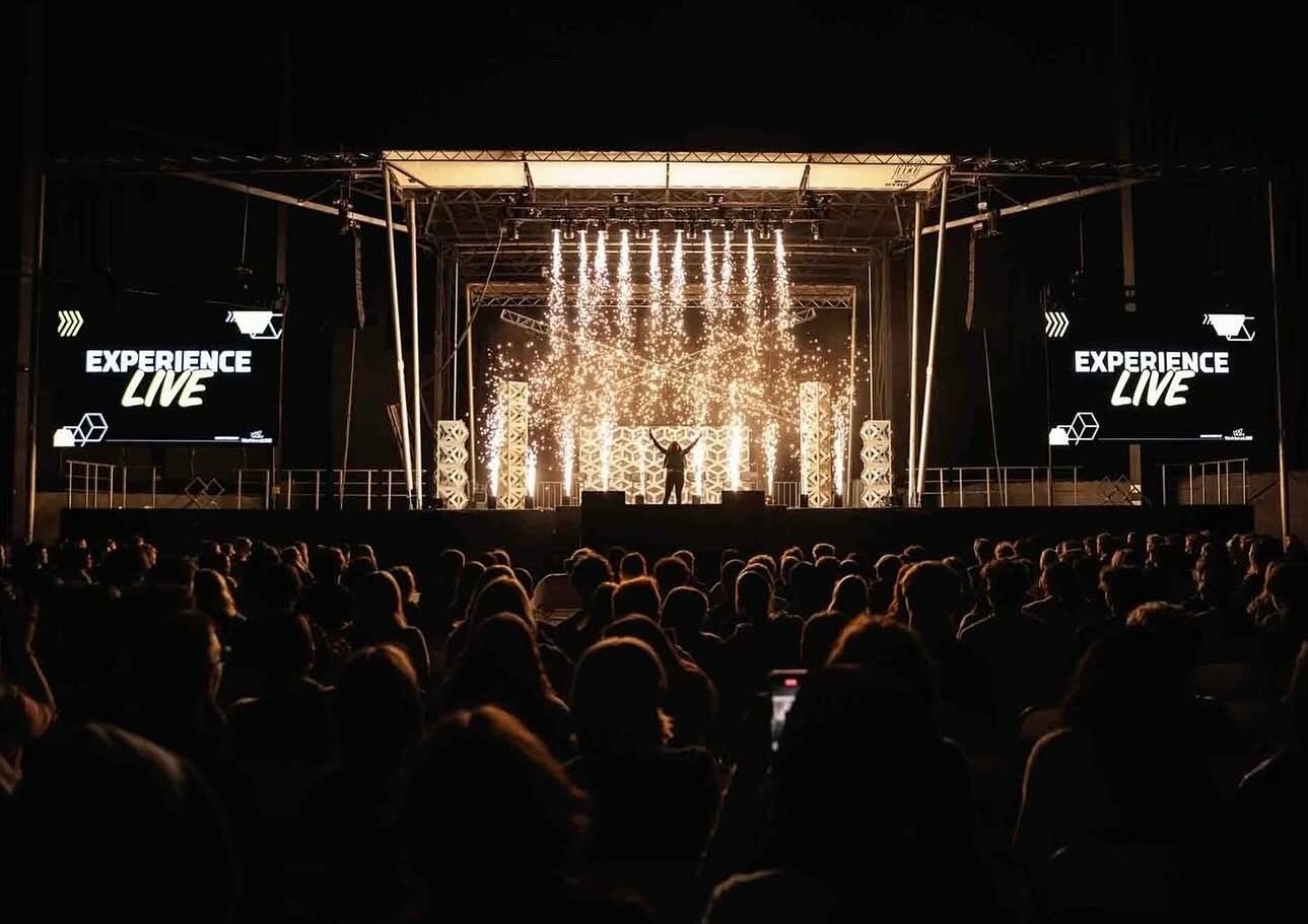 Experience Live, in conjunction with @workforce_live , was a BOP. So happy to be a part of creating this experience for high school and college students pursuing careers in live events. 🔥 ( 📸 @rocklititz )