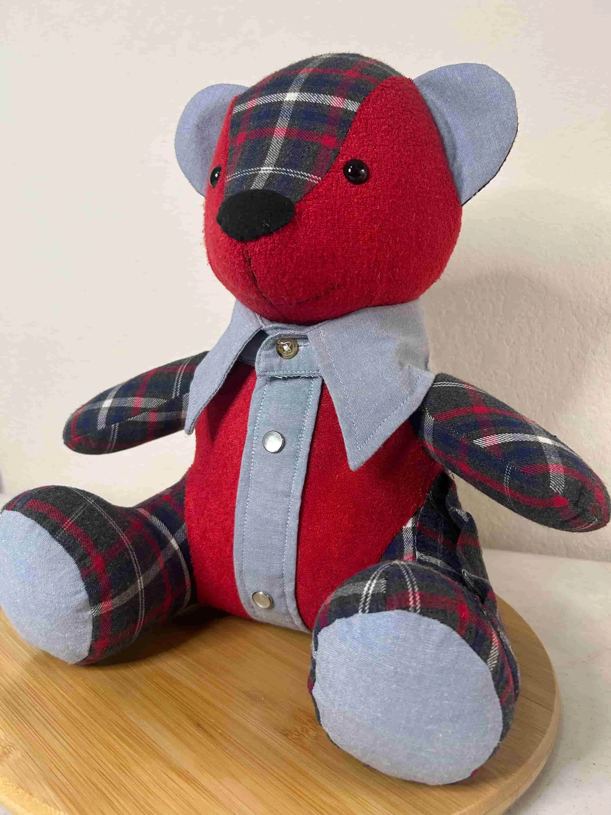 Memory bear made from your clothing – charming red and blue memory animal, perfect for preserving memories.