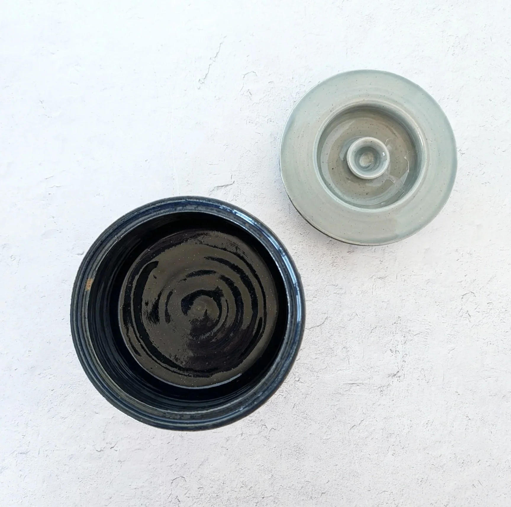 Small Multi-use Jar - Dark Blue with Celedon Lid, Gloss Finish