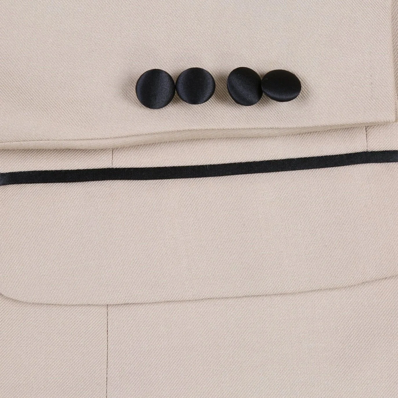 Tan tuxedo jacket buttons