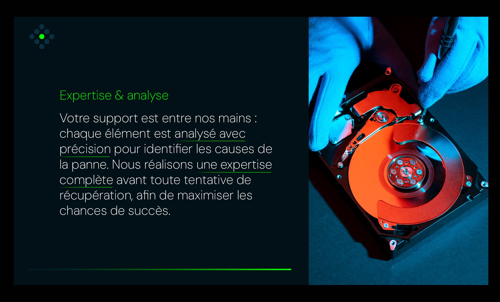 Visuel du service d’expertise et d’analyse LexaTec avec photographie d’un disque dur en cours d’intervention.