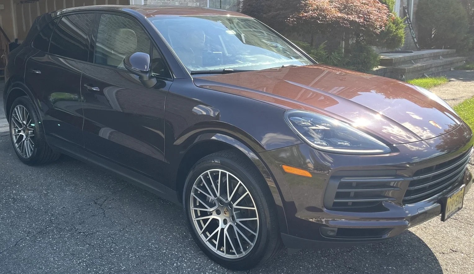Porsche Cayenne Platinum.jpeg