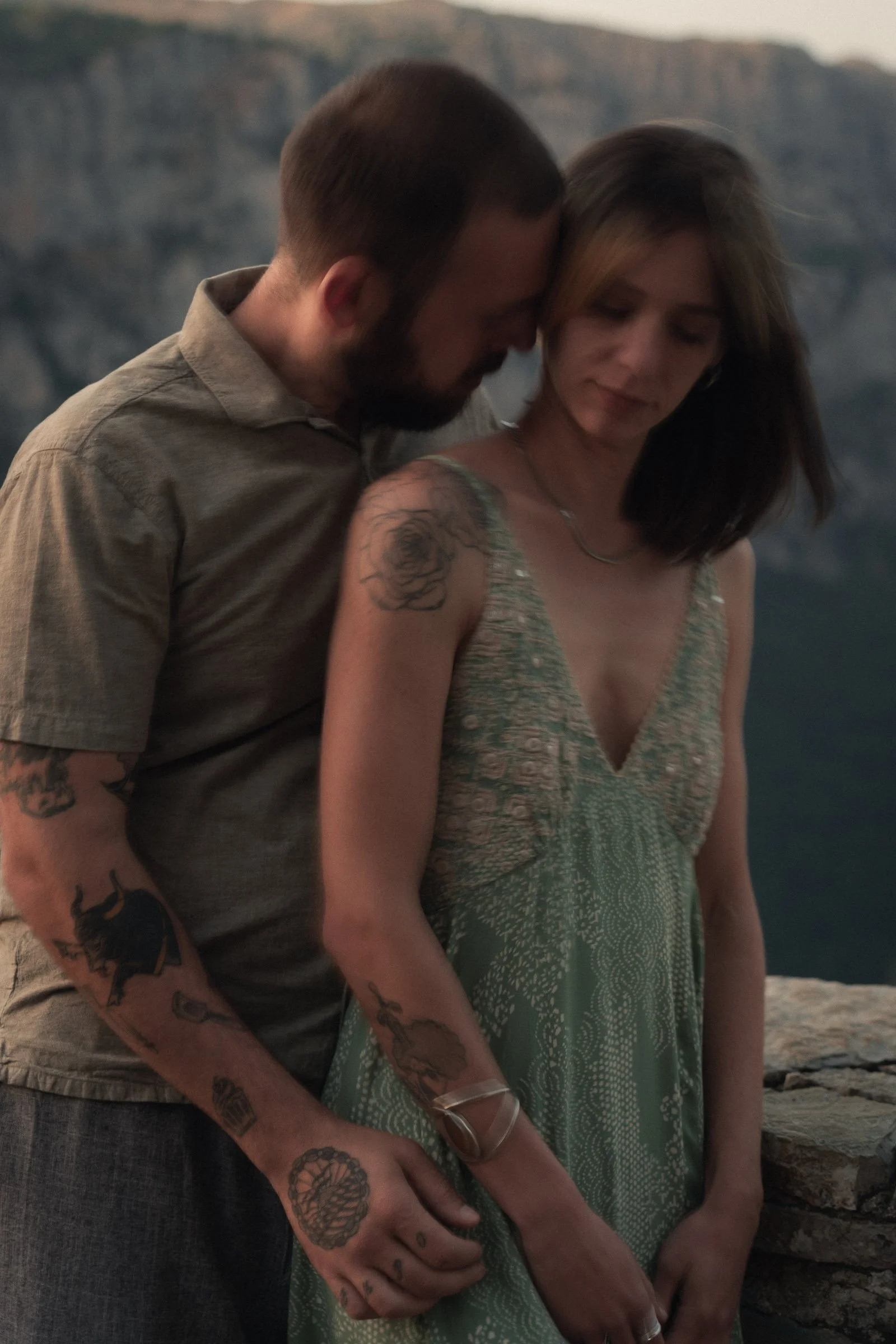 Couple, close-up, Zagori mountains - Alexandros Aidonis