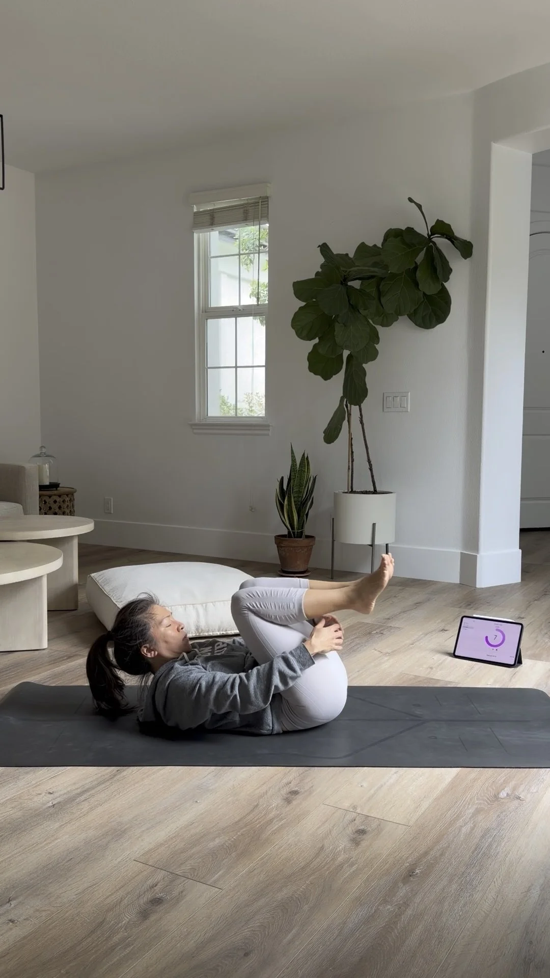 6 Minute Mat Pilates + Yoga