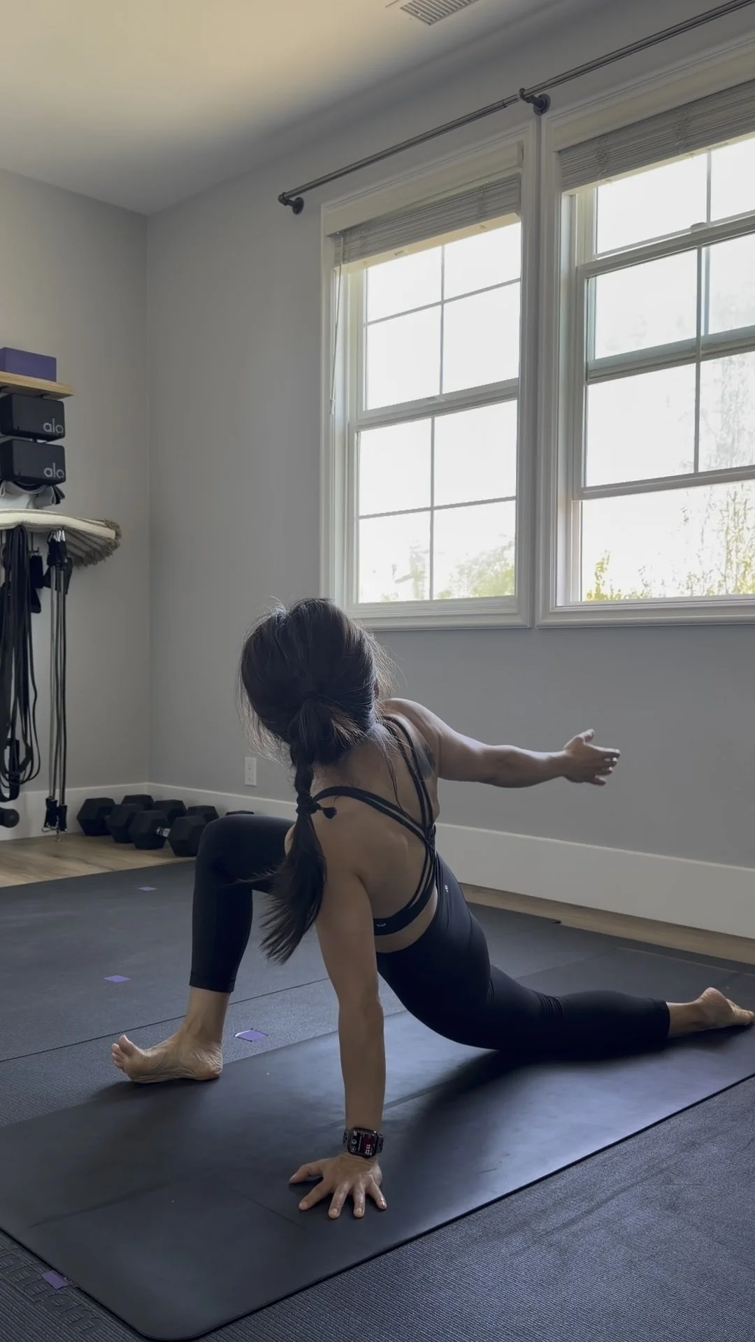 10 Bodyweight Strength and Mobility Flow