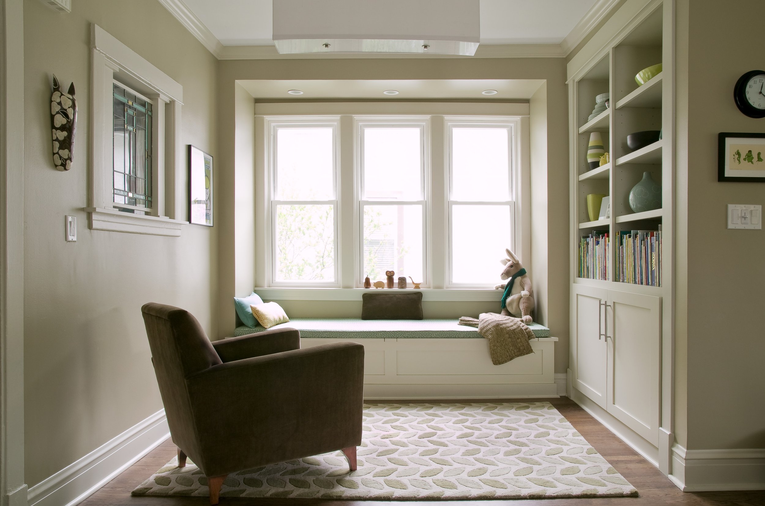 Bay_Window_1_2E6X8080.jpg