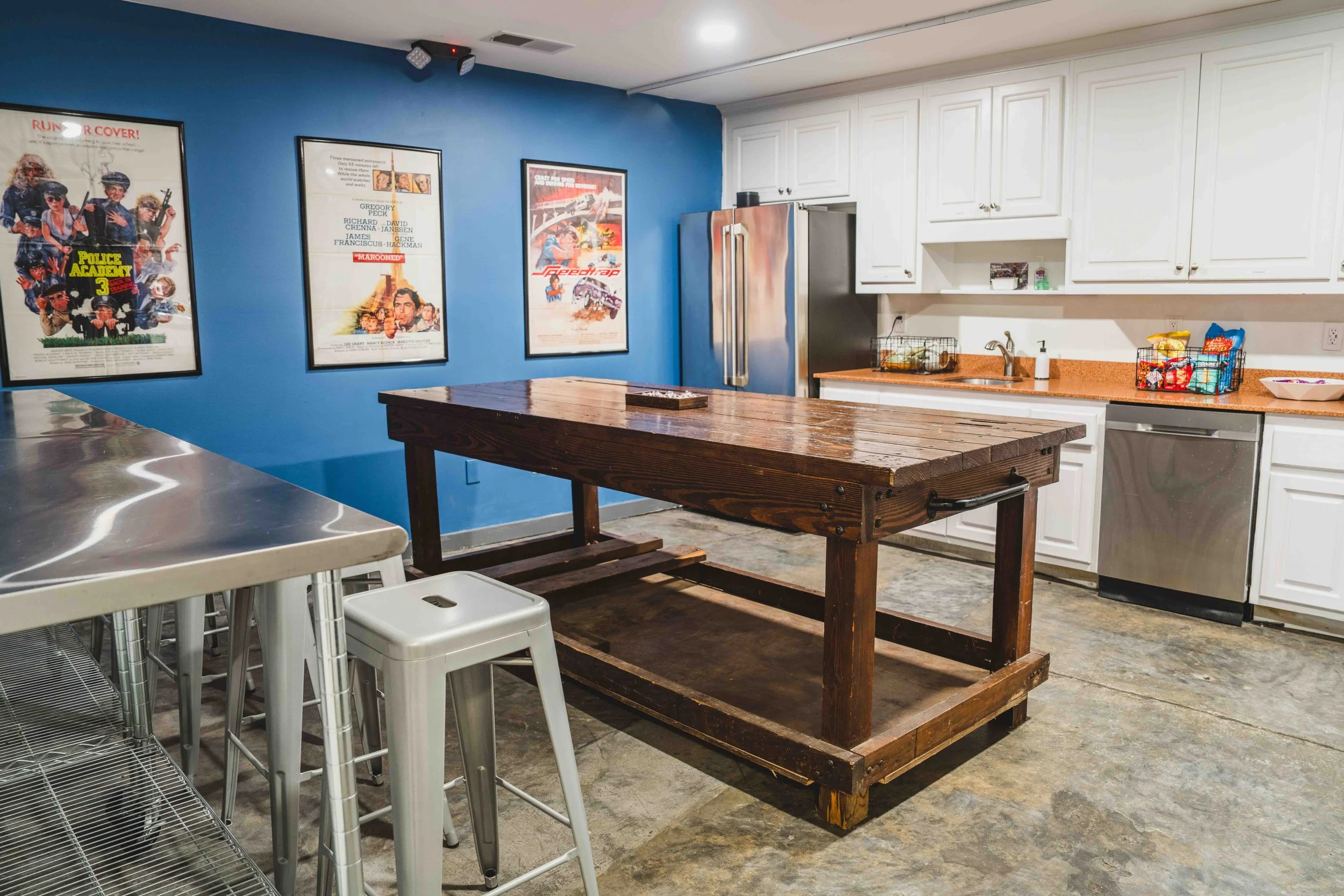 BREAK ROOM