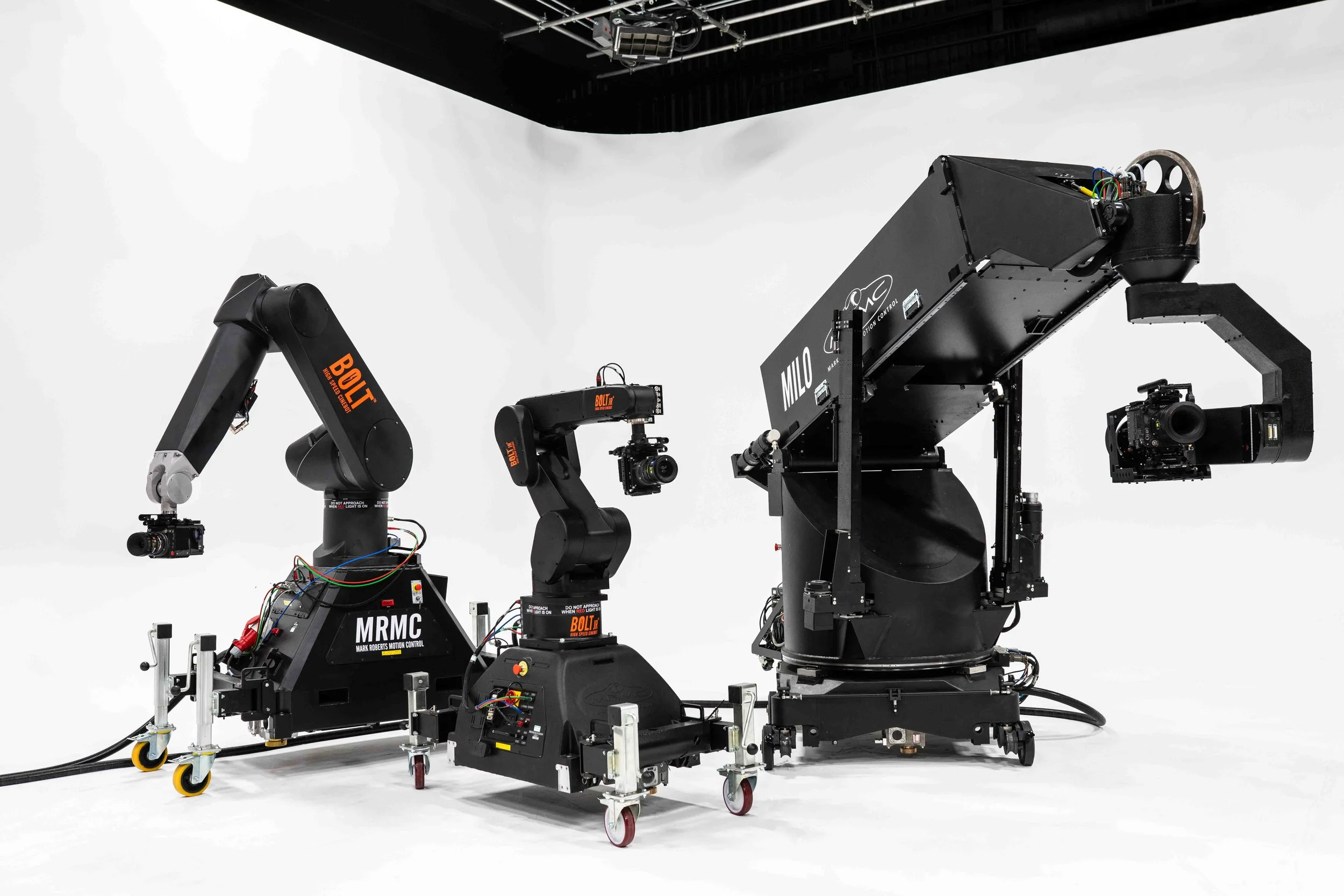CYC WALL & IN HOUSE MOTION CONTROL ROBOTICS