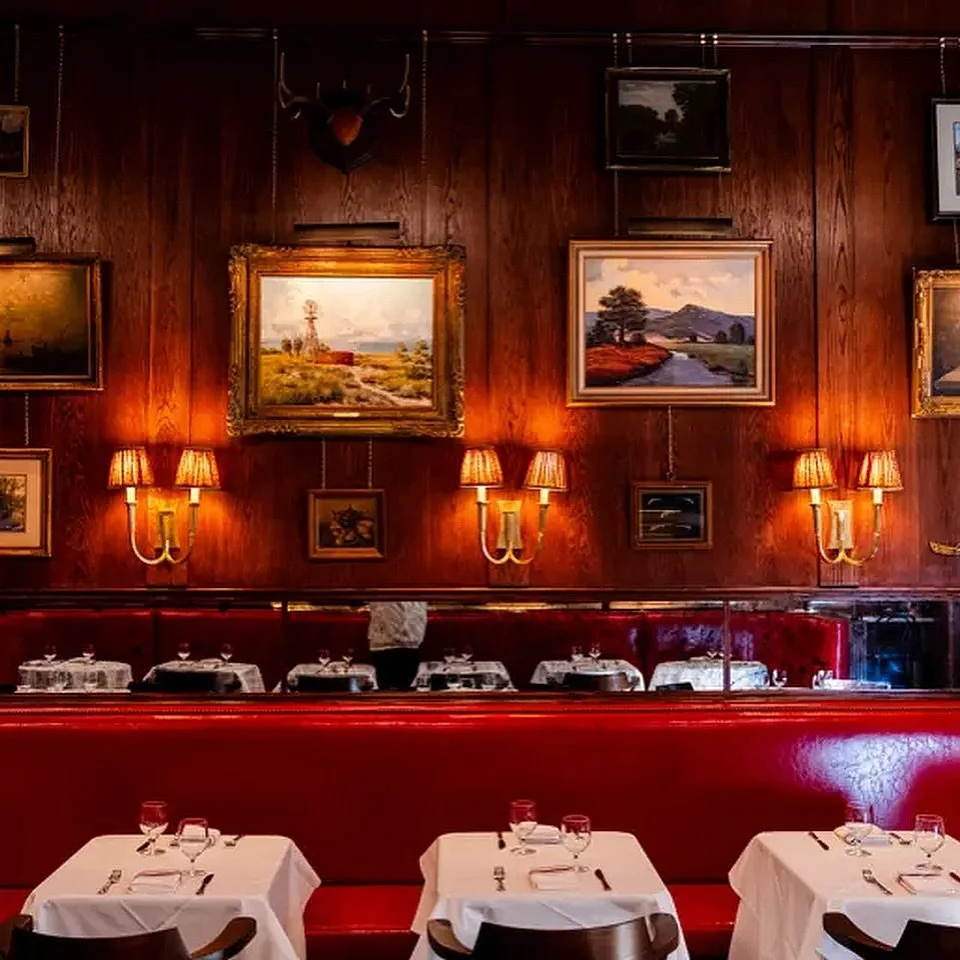 Austin&rsquo;s 2nd Street District just got a refined new addition. VanHorn&rsquo;s, the latest from Berg &amp; Sons Hospitality (the team behind Bill&rsquo;s and Teddy&rsquo;s), channels the spirit of a New York steakhouse with Austin ease. Expect P