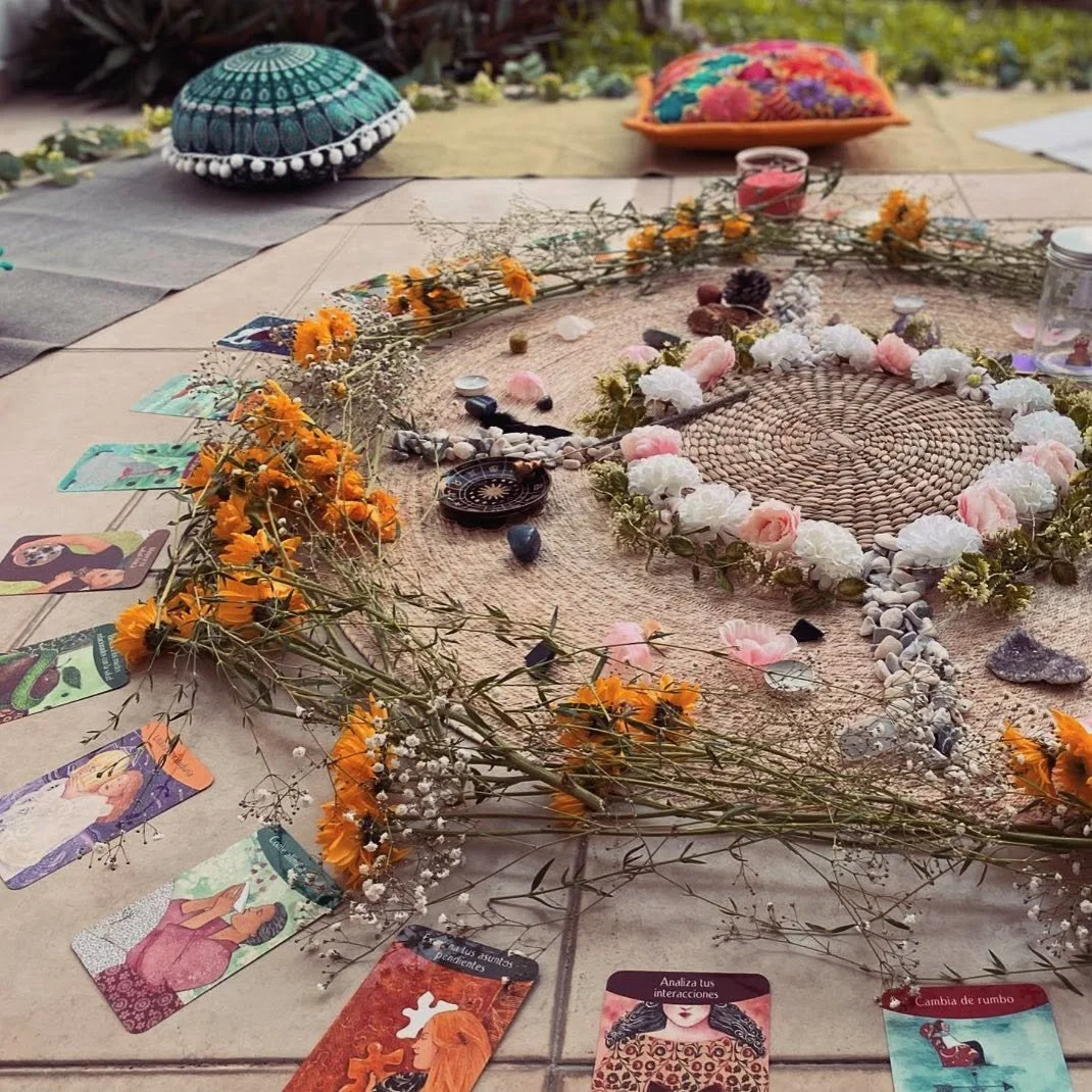 🕯️Cumplir a&ntilde;os es honrar tu vida y el nuevo ciclo que inicia. 🕯️

🌼Reg&aacute;late una ceremonia &uacute;nica, sagrada y hecha con amor. 

🌸Escr&iacute;beme y lo creamos juntxs!