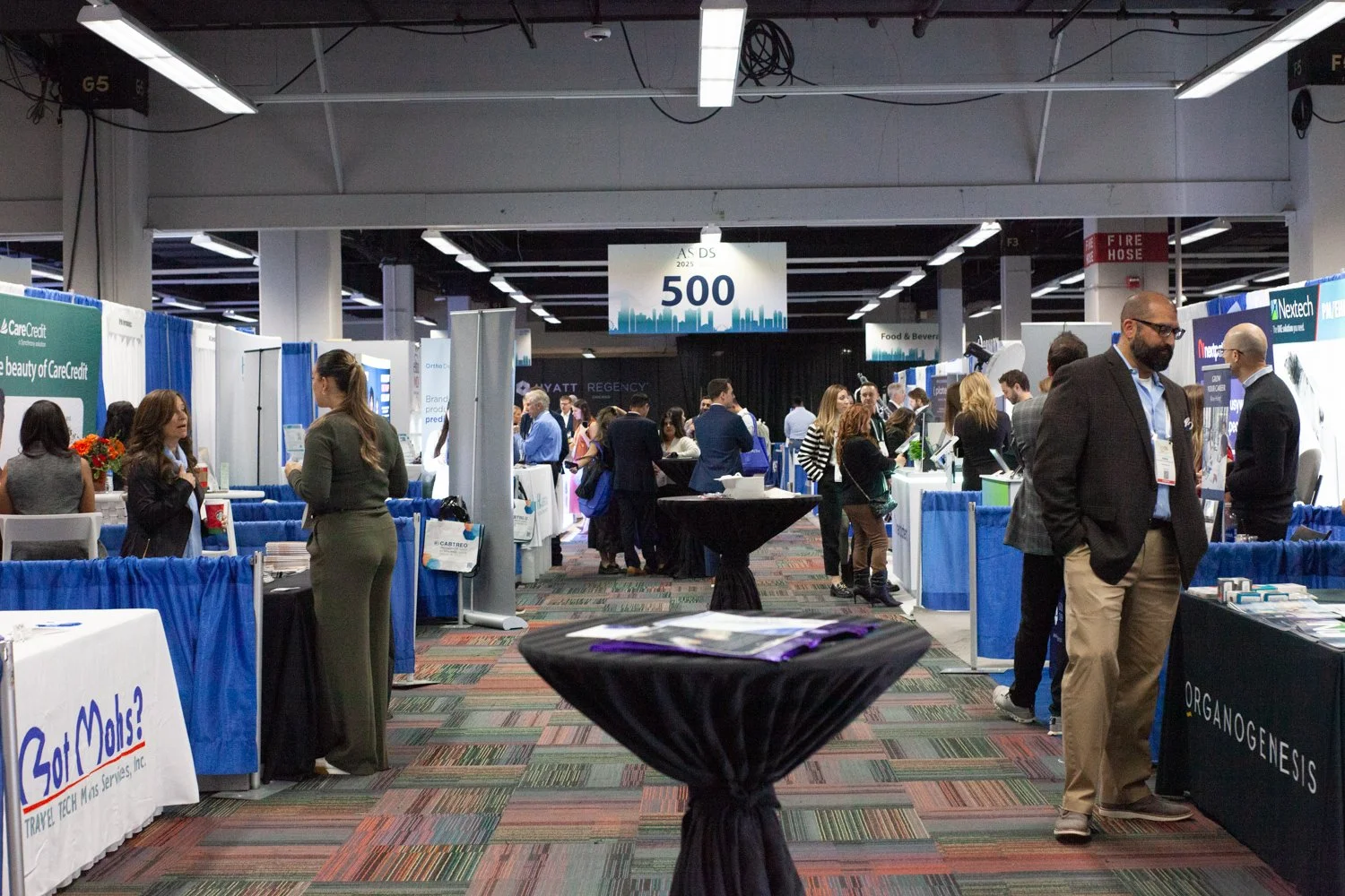chicago-il-corporate-conference-event-photography-attendees-networking-01.jpg