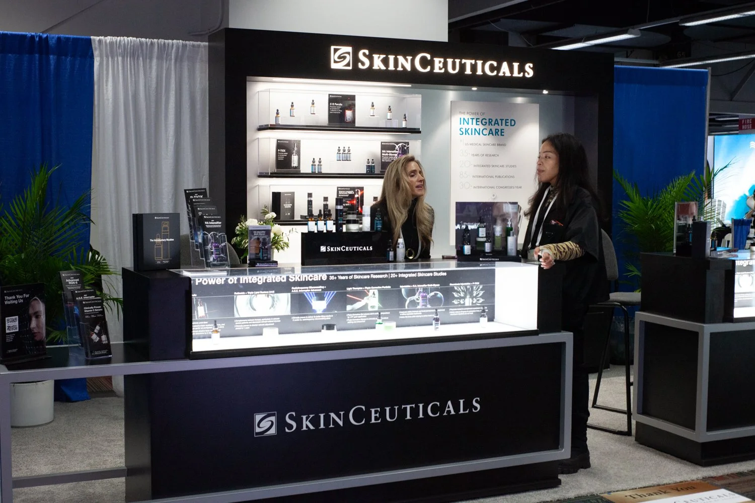 chicago-il-corporate-conference-event-photography-booth-setup-01.jpg