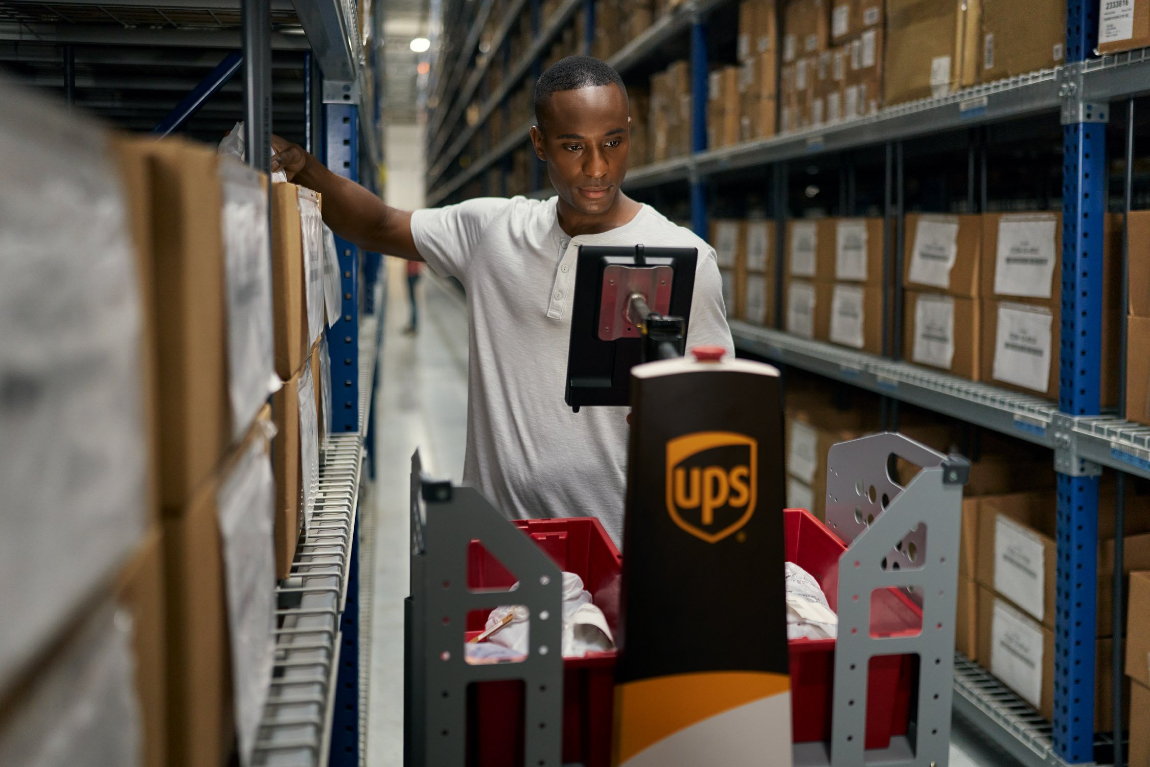 2025 UPS Global Commercial Campaign/ Portrait/Service

atlanta commercial photographer
atlanta video production company
advertising photography studio atlanta
commercial film director atlanta
brand campaign photo & video
corporate portrait photograph