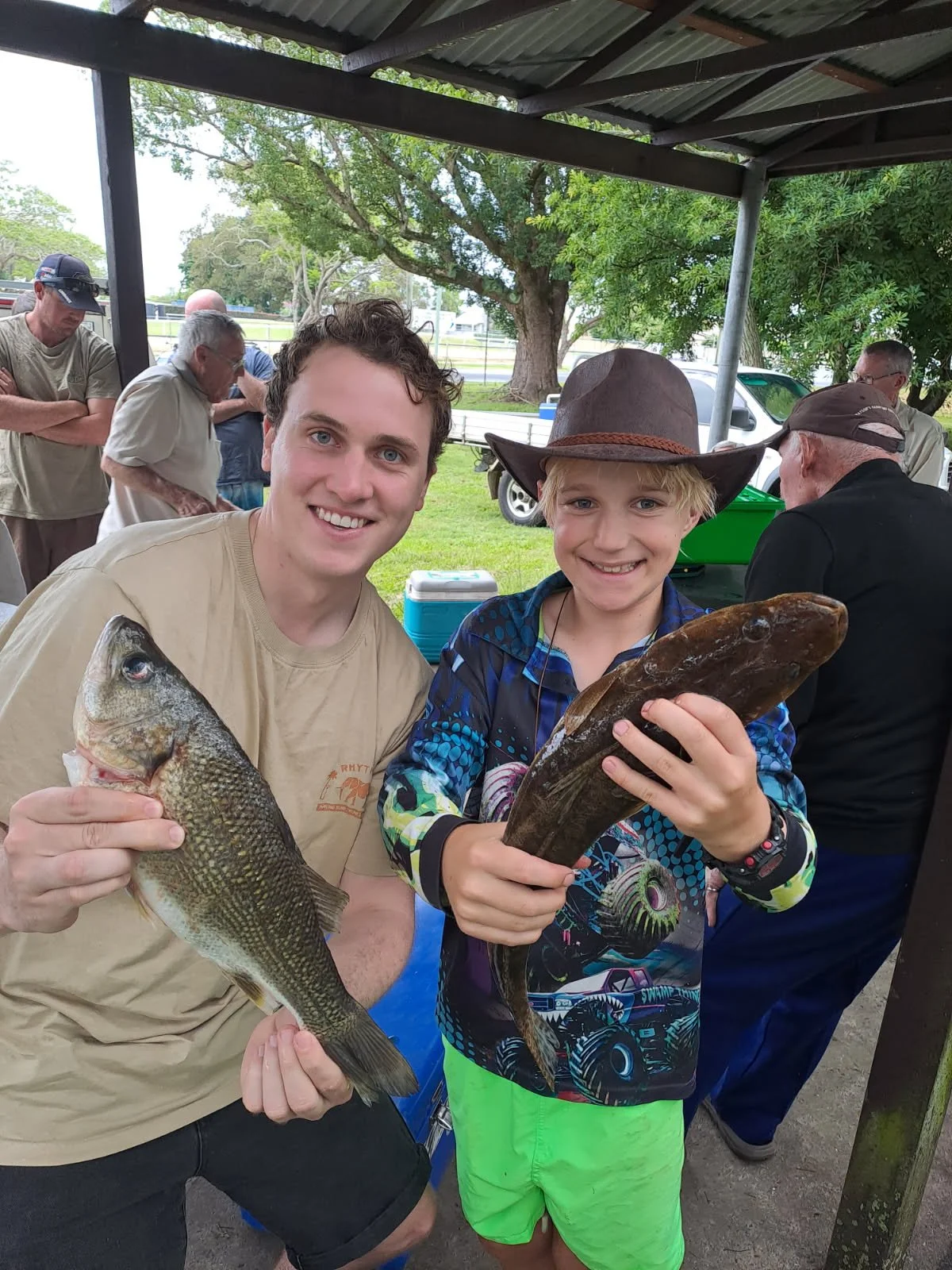 Grafton District Anglers club fisho's showing off their Estuary Outing catch.