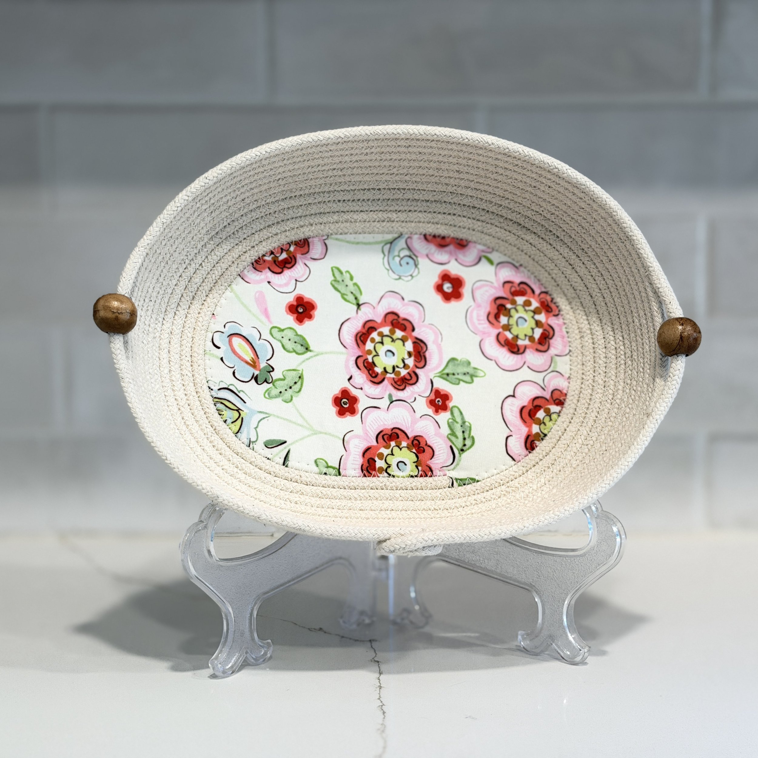 Ovalbowlwith deeppink flowers L457.JPG