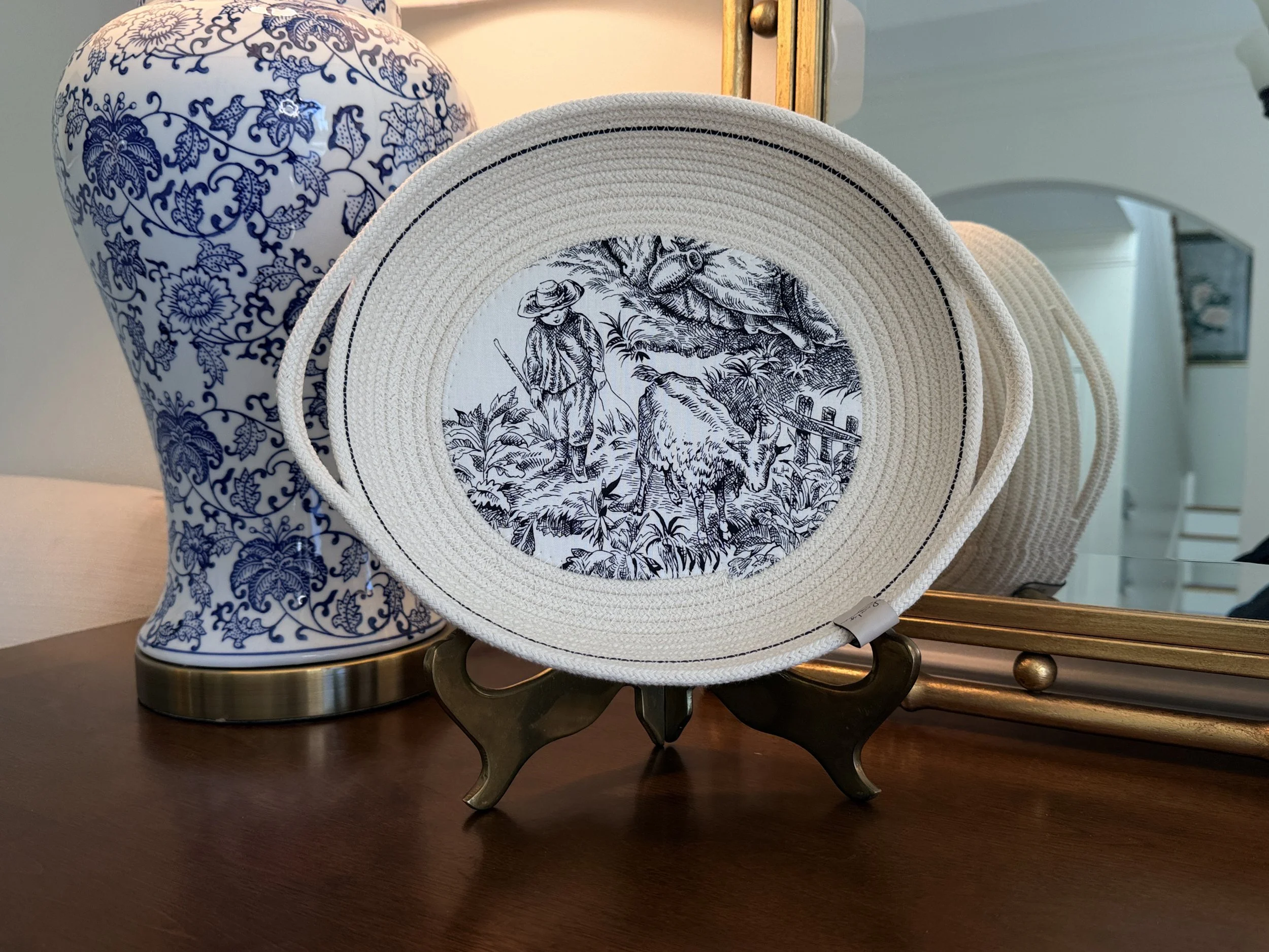 Bowl 4 Black white toile.JPG