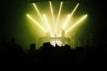 TrainTraxx_MetroCity-91.jpg
