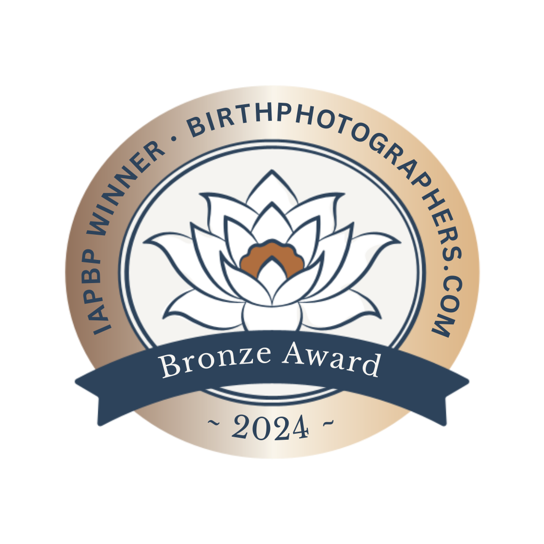 International Association of Birth Photographers Bronze Award Winner Liz Walsh Photography