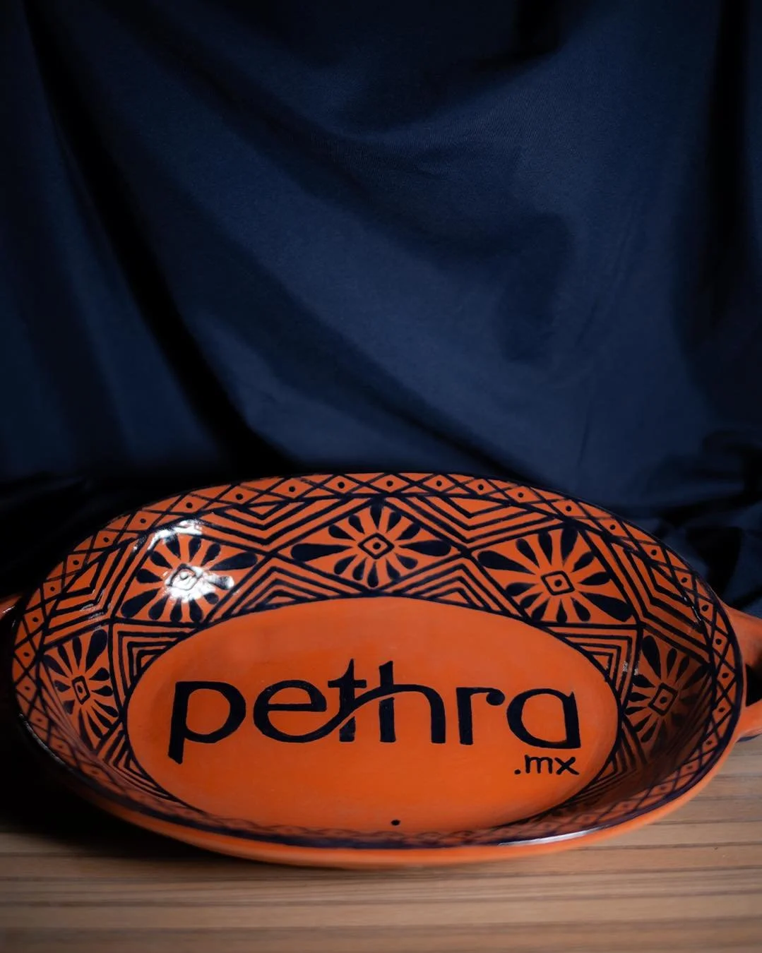 Cada art&iacute;culo puede ser personalizado de acuerdo con tu marca.

#lozadepiedra #pethra #pethramx
#piedradecantera #piedravolcanica #recinto #recintovolcanico #molcajetes
📸 Foto: foro2.8