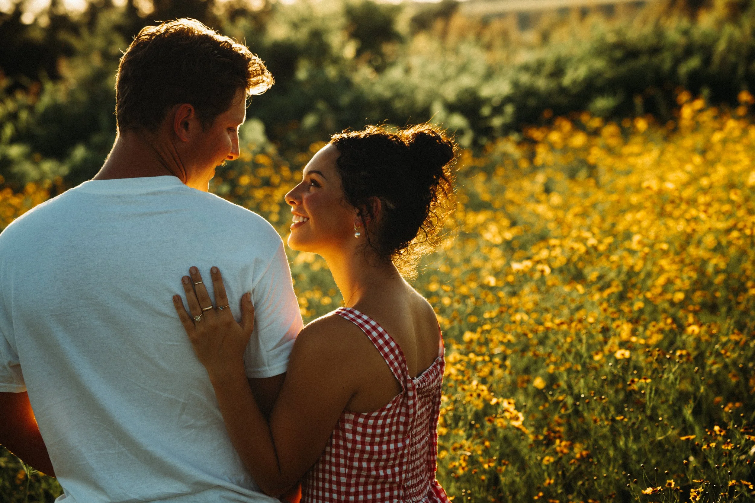 Summer country engagement photos 