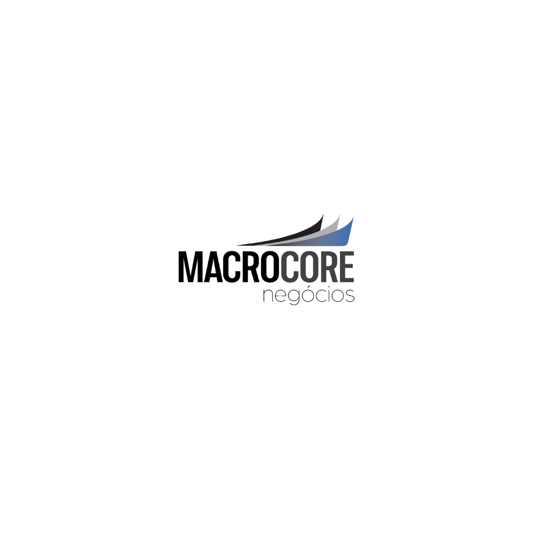 Logotipo com a palavra 'CORE' em letras cinzas, com uma seta estilizada apontando para a direita, composta por formas gris e azul, sobre fundo preto.