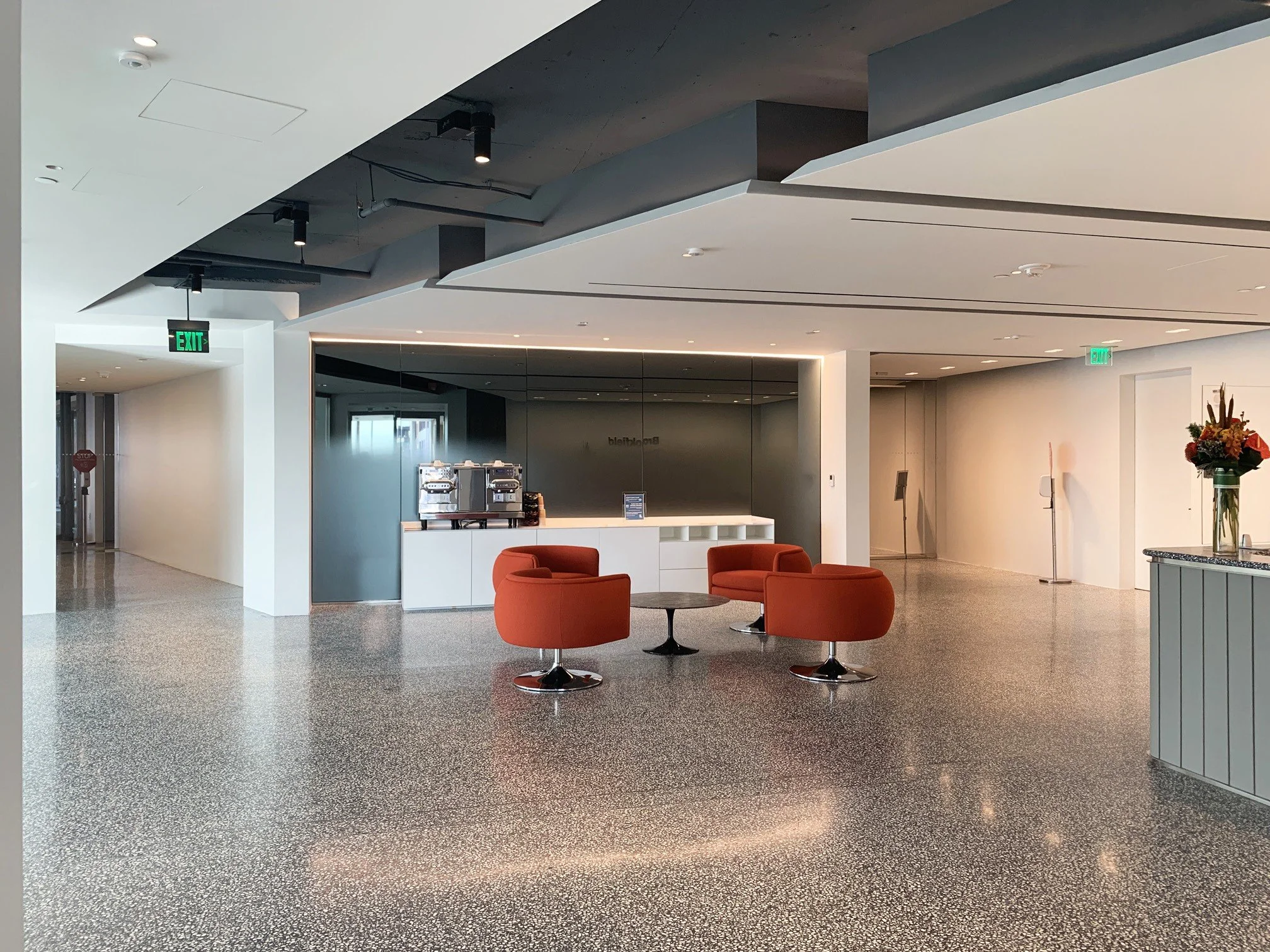 Reception01_ps2.jpg