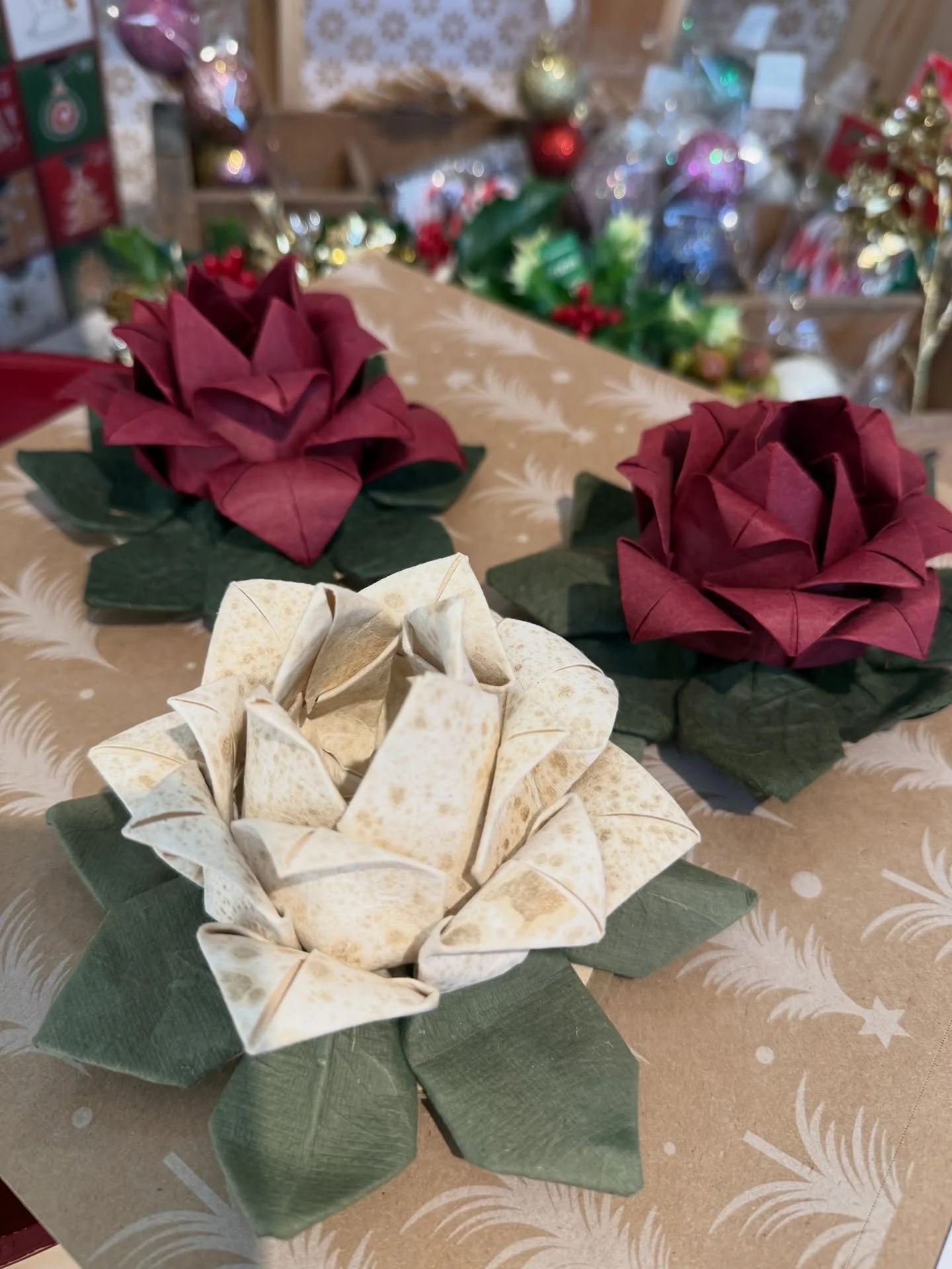 Looking for a small yet beautiful way to minimize waste? Trade a store-bought bow for these handmade origami tea light holders (not a real flame, though)! They&rsquo;re handmade from 12 separate sheets of hand-cut, handmade paper. Imagine presenting 