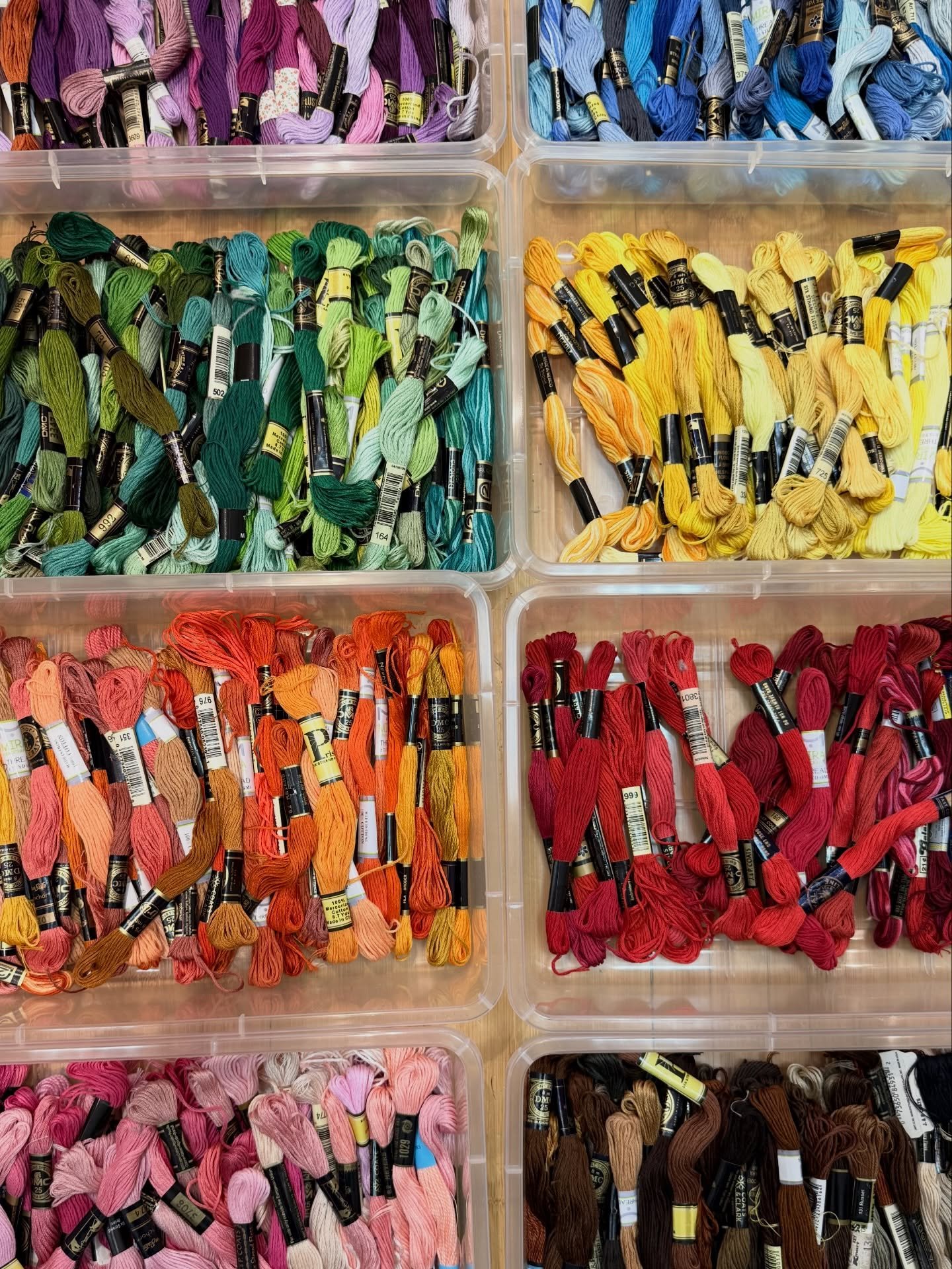 Be sure to ask us if you&rsquo;re ever looking for a specific floss color! We keep a large amount in the back and are always happy to bring out a box and search for that color. 

#sparecrafts #marincounty #creativereuse #sananselmo