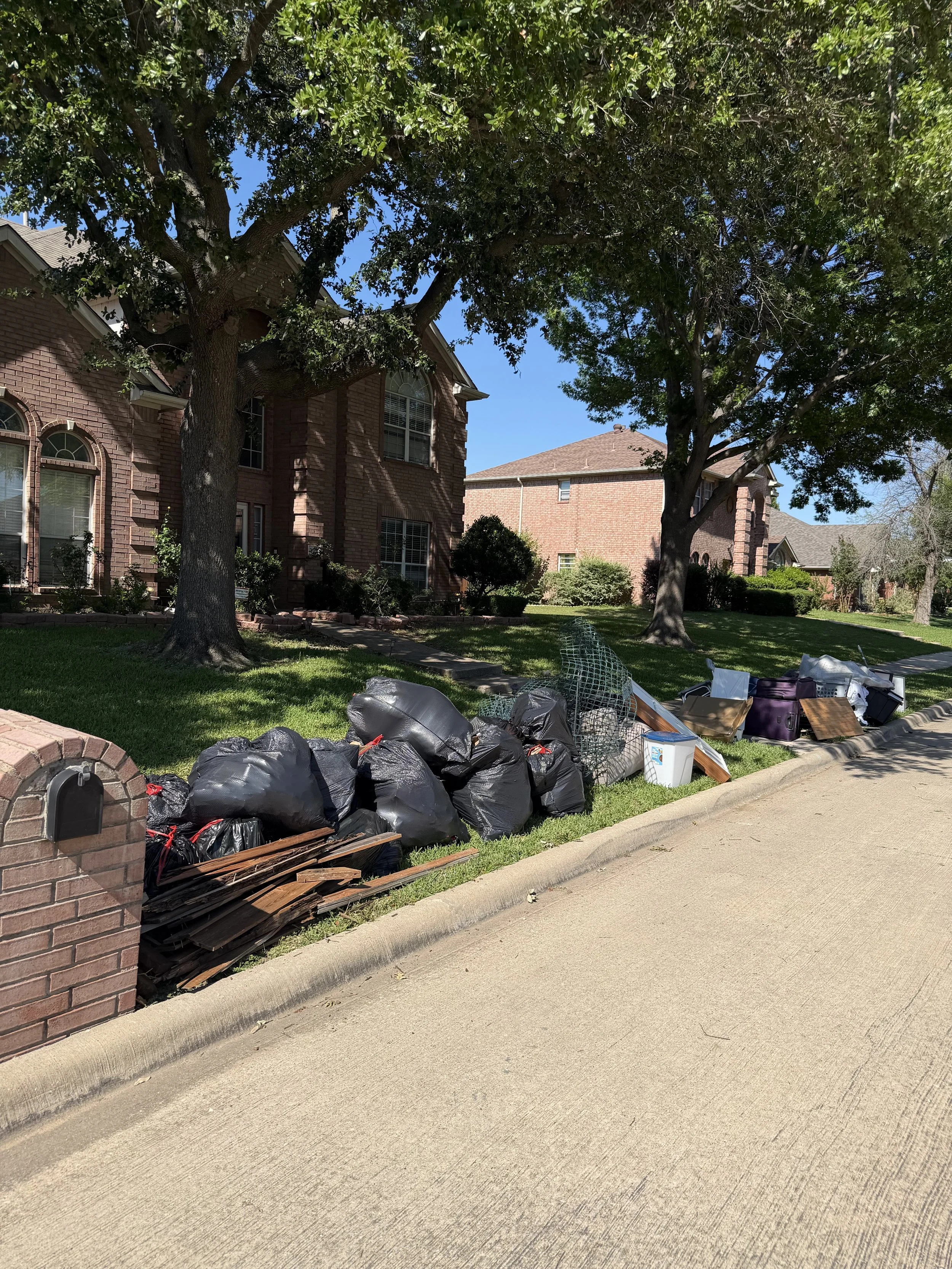 Curbside Trash/Waste Removal
Wylie, Texas
