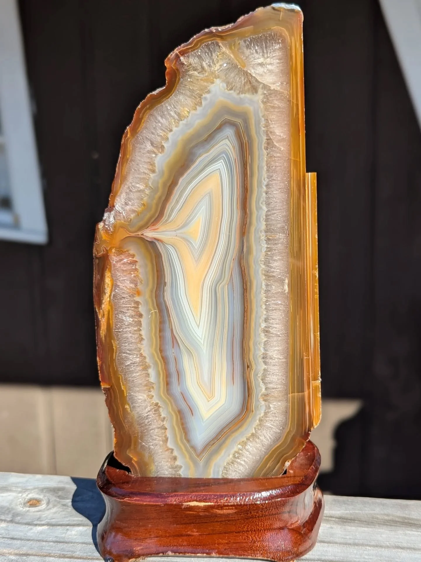 A beautiful new collection of Brazilian agates hitting the shelves today!