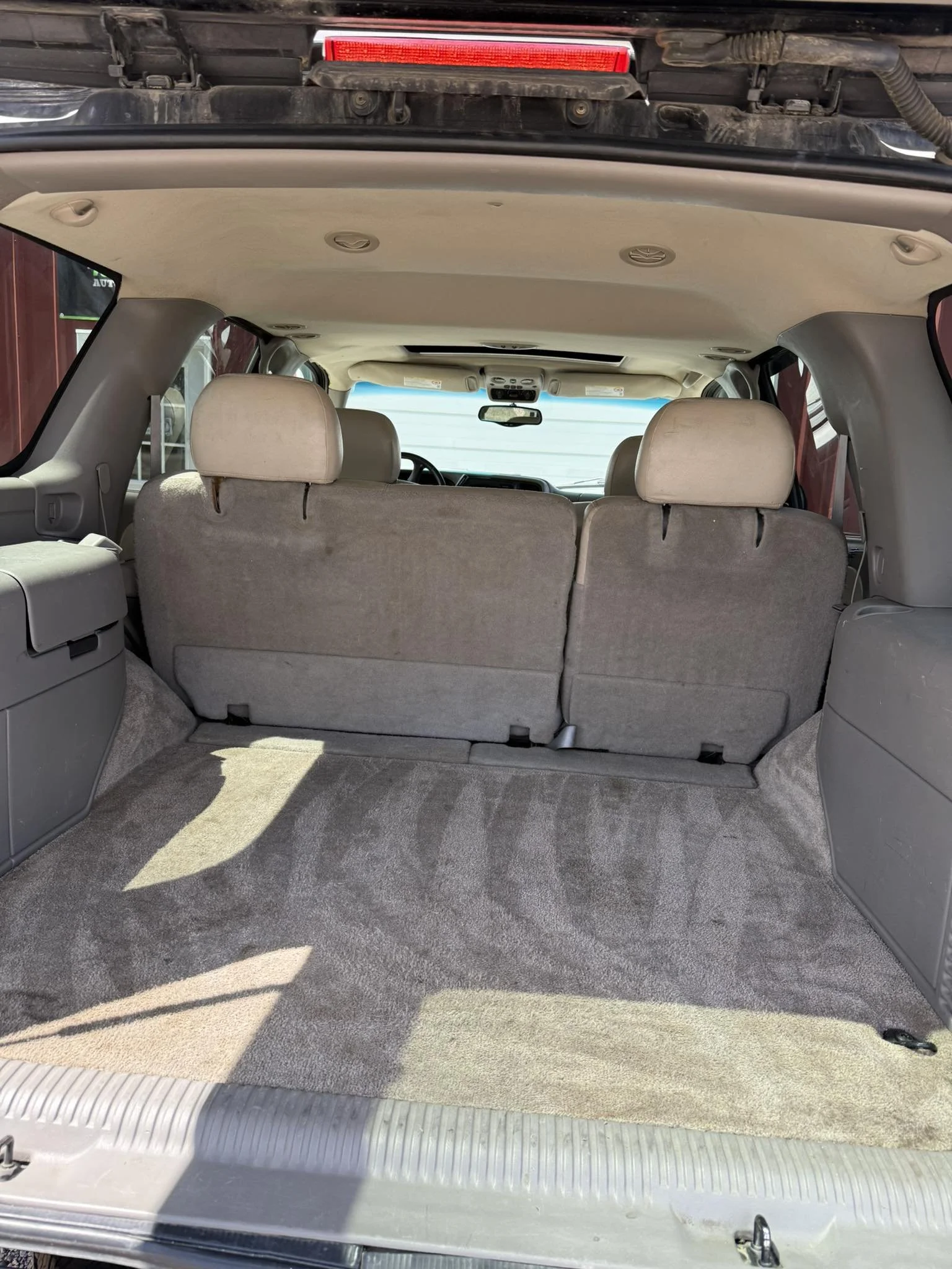2002 tahoe 6.jpg