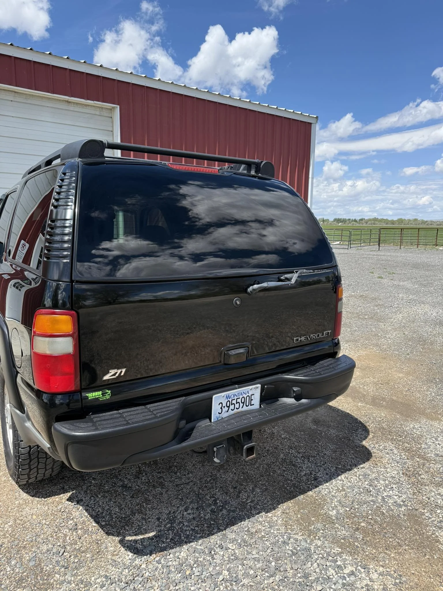 2002 tahoe 3.jpg
