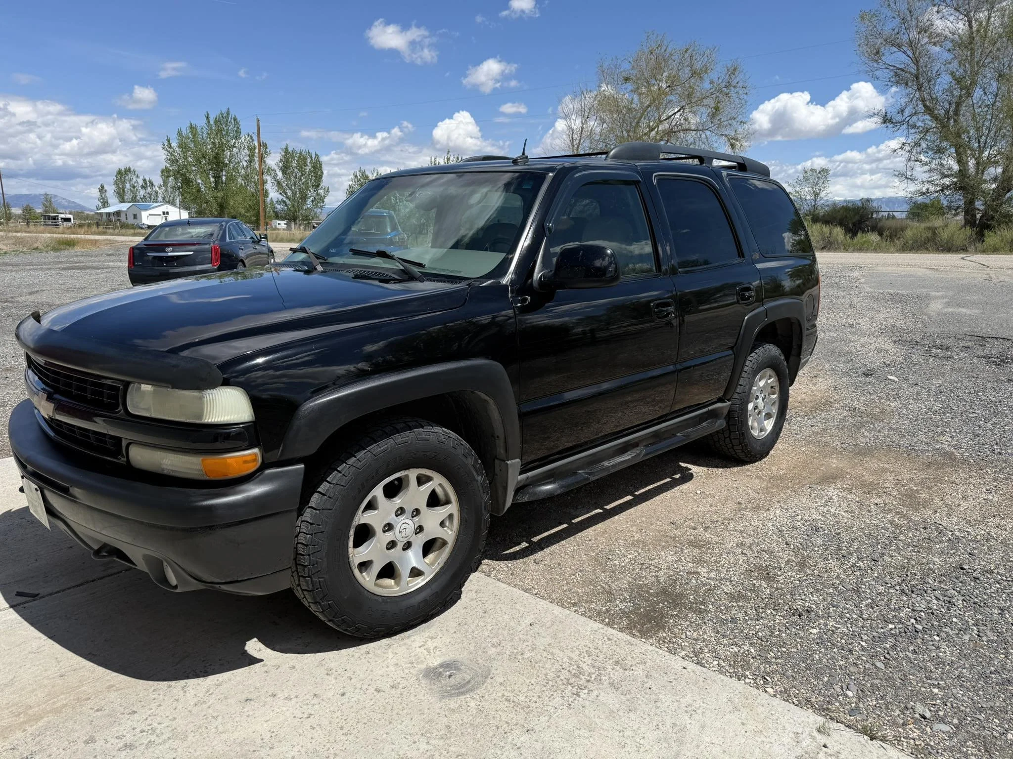 2002 tahoe1.jpg