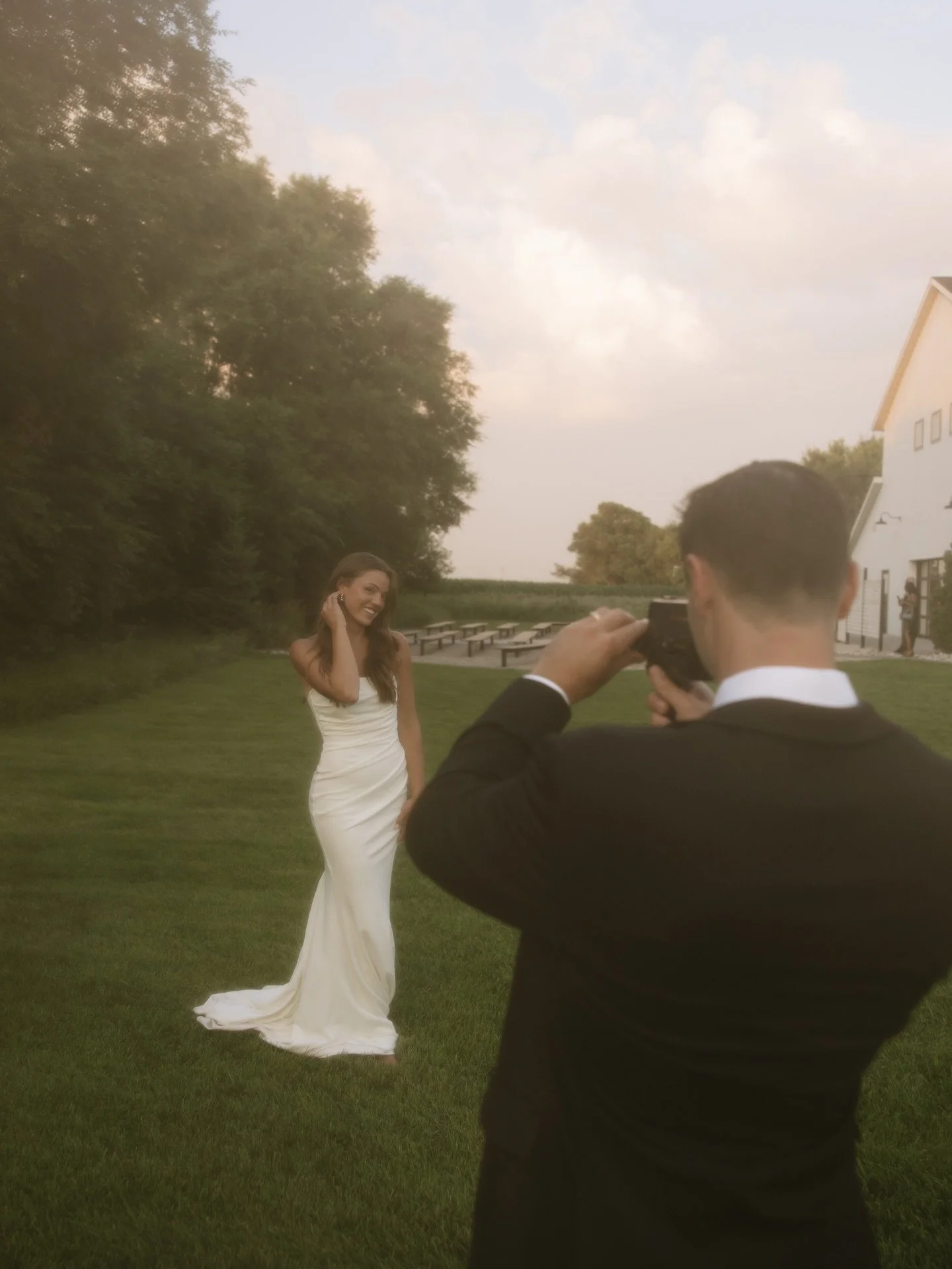 Seeing it from the grooms side 🥹

Taken while second shooting for @revelwoodsphoto

#2026wedding #fargoweddingphotographer #thepines #northdakotaweddingphotographer #ndweddingphotographer #northdakotawedding #ndwedding